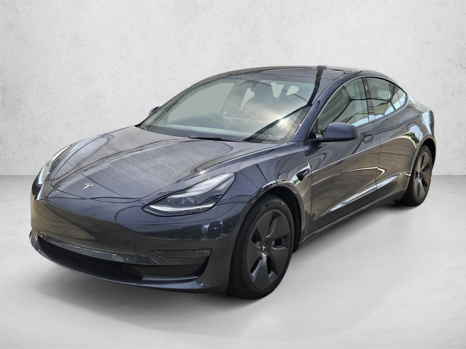 Thumbnail: 2023 Tesla Model 3 - 1
