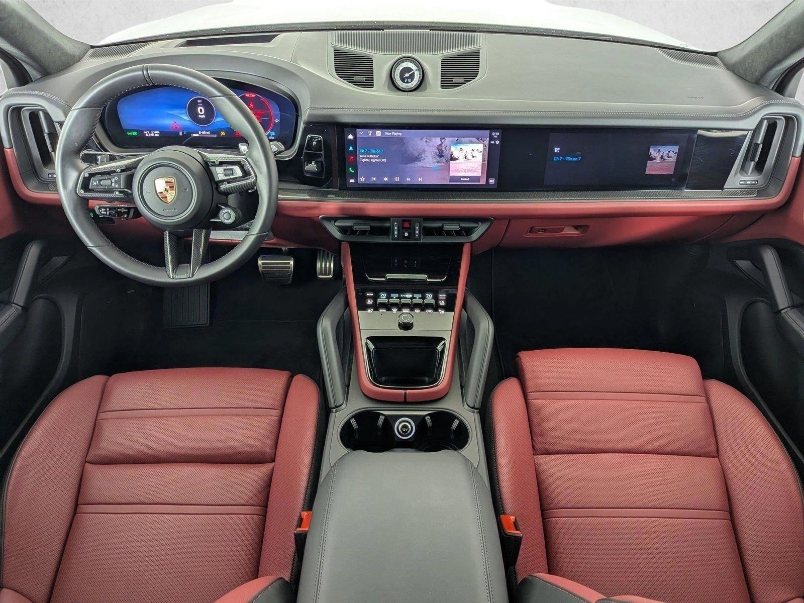Thumbnail: 2026 Porsche Cayenne - 4