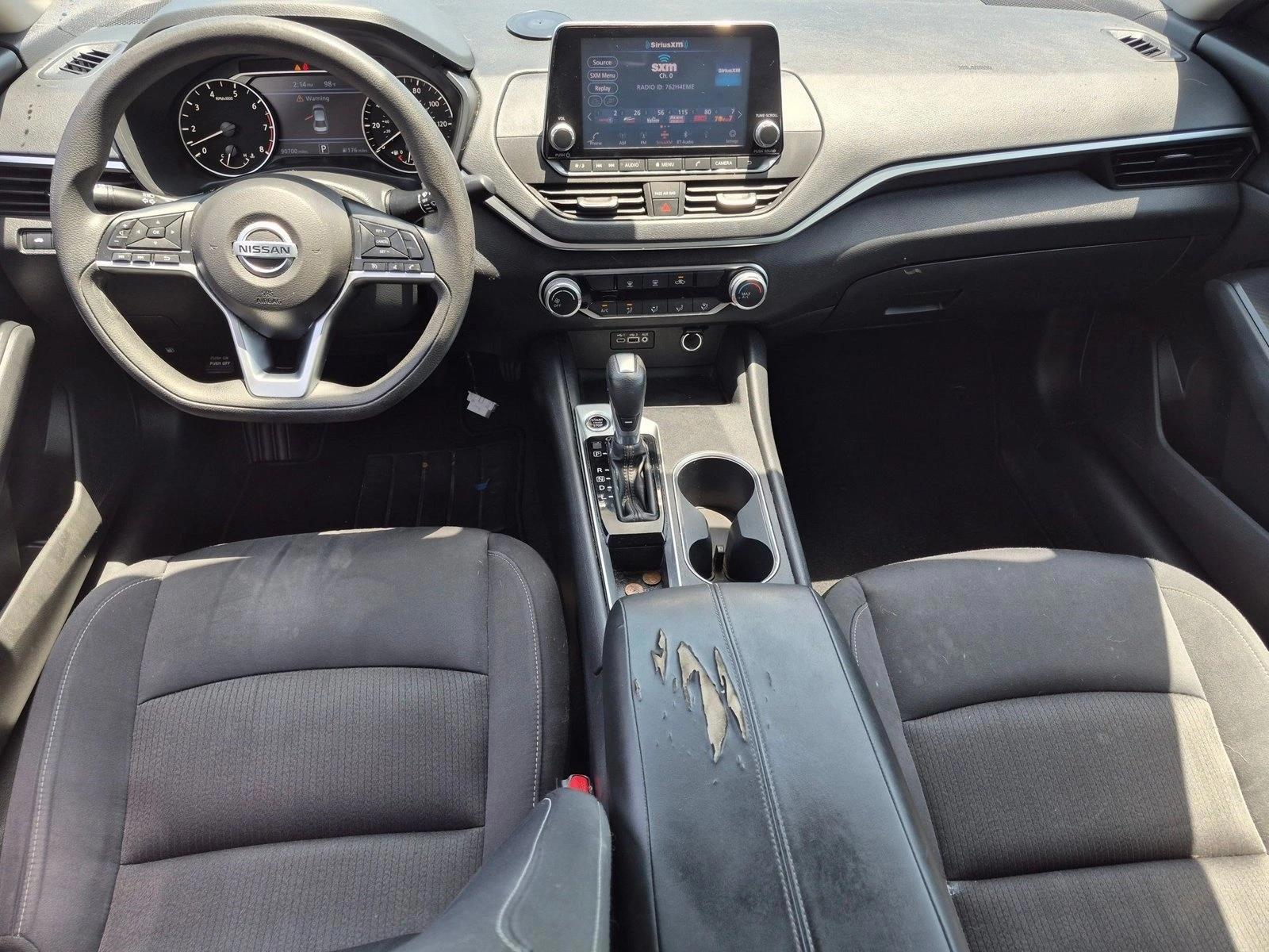 Thumbnail: 2022 Nissan Altima - 3