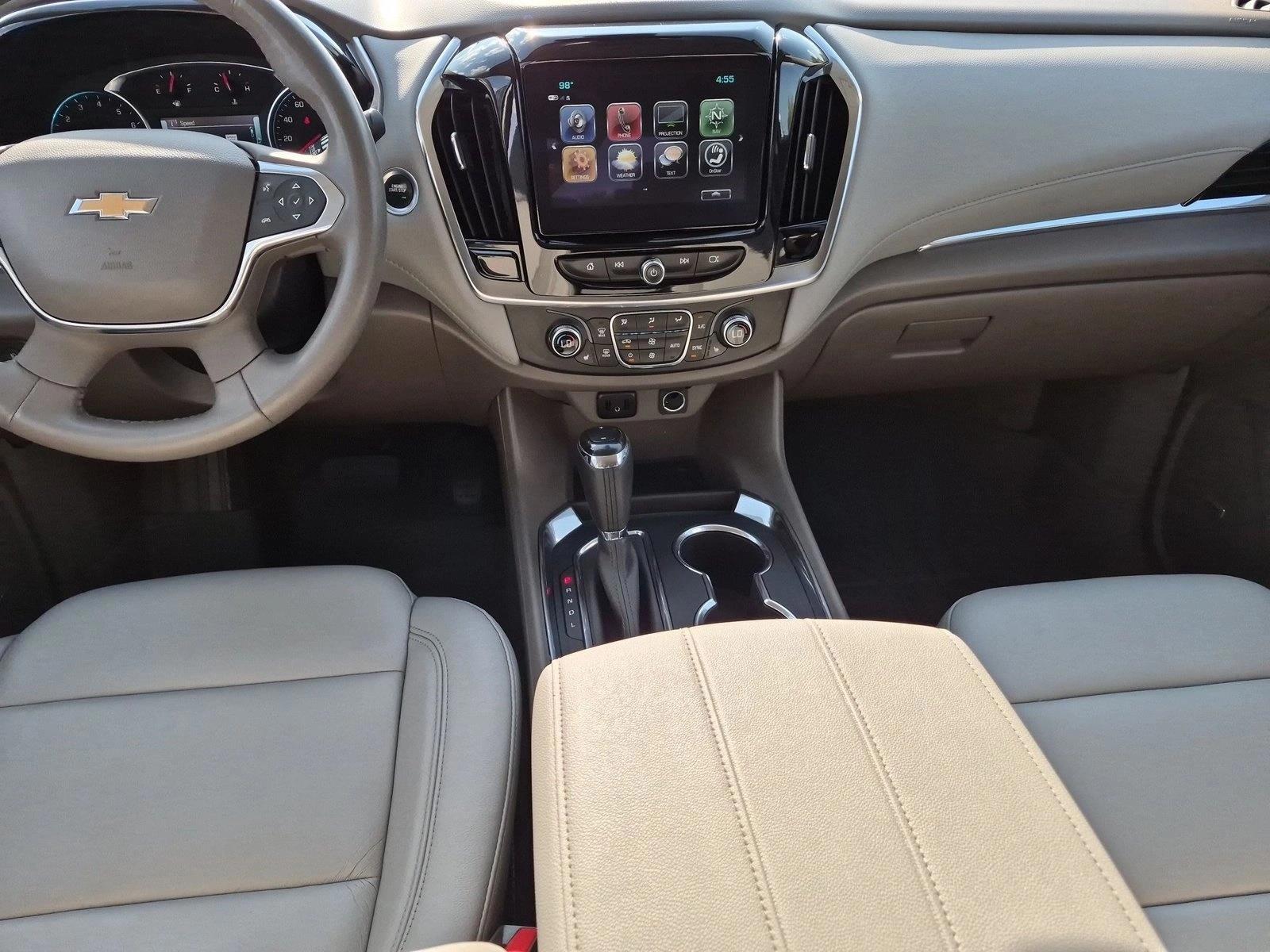 Thumbnail: 2019 Chevrolet Traverse - 3