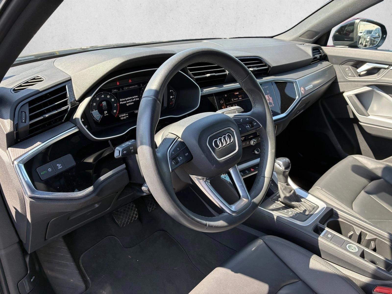 Thumbnail: 2025 Audi Q3 - 3