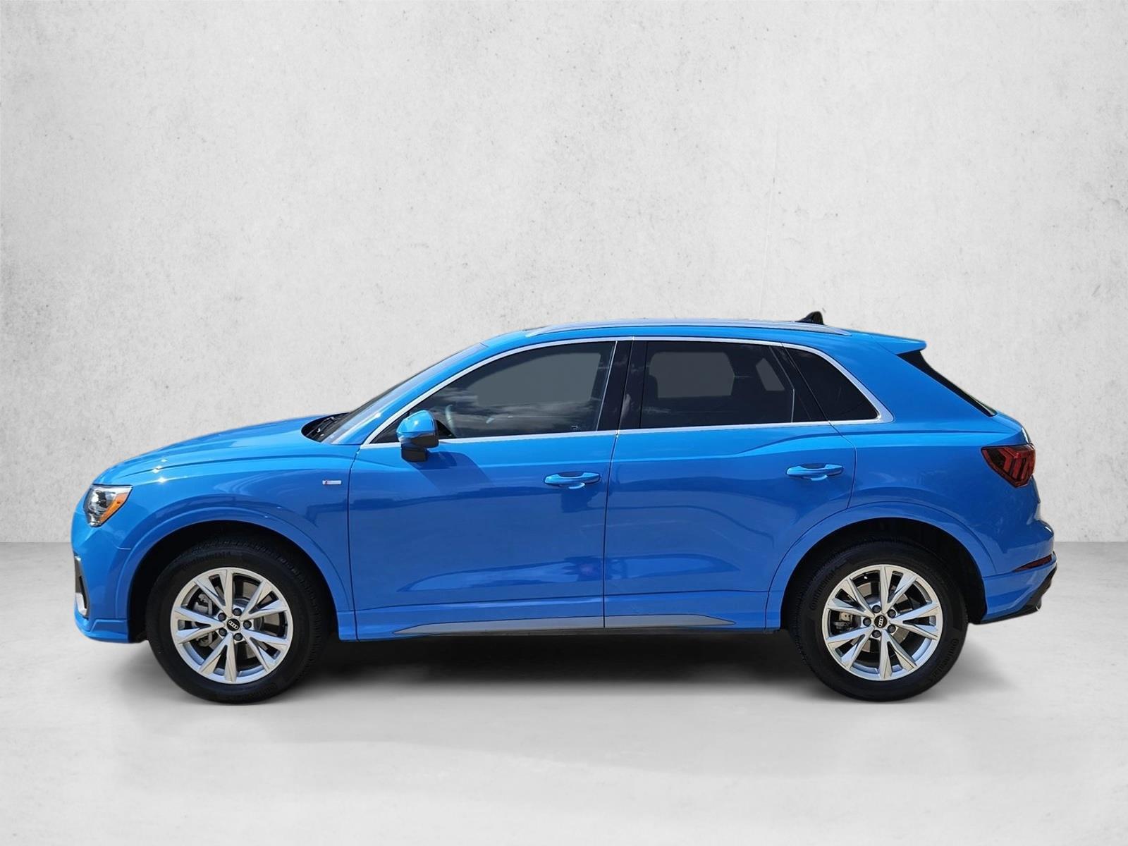 Thumbnail: 2022 Audi Q3 - 2