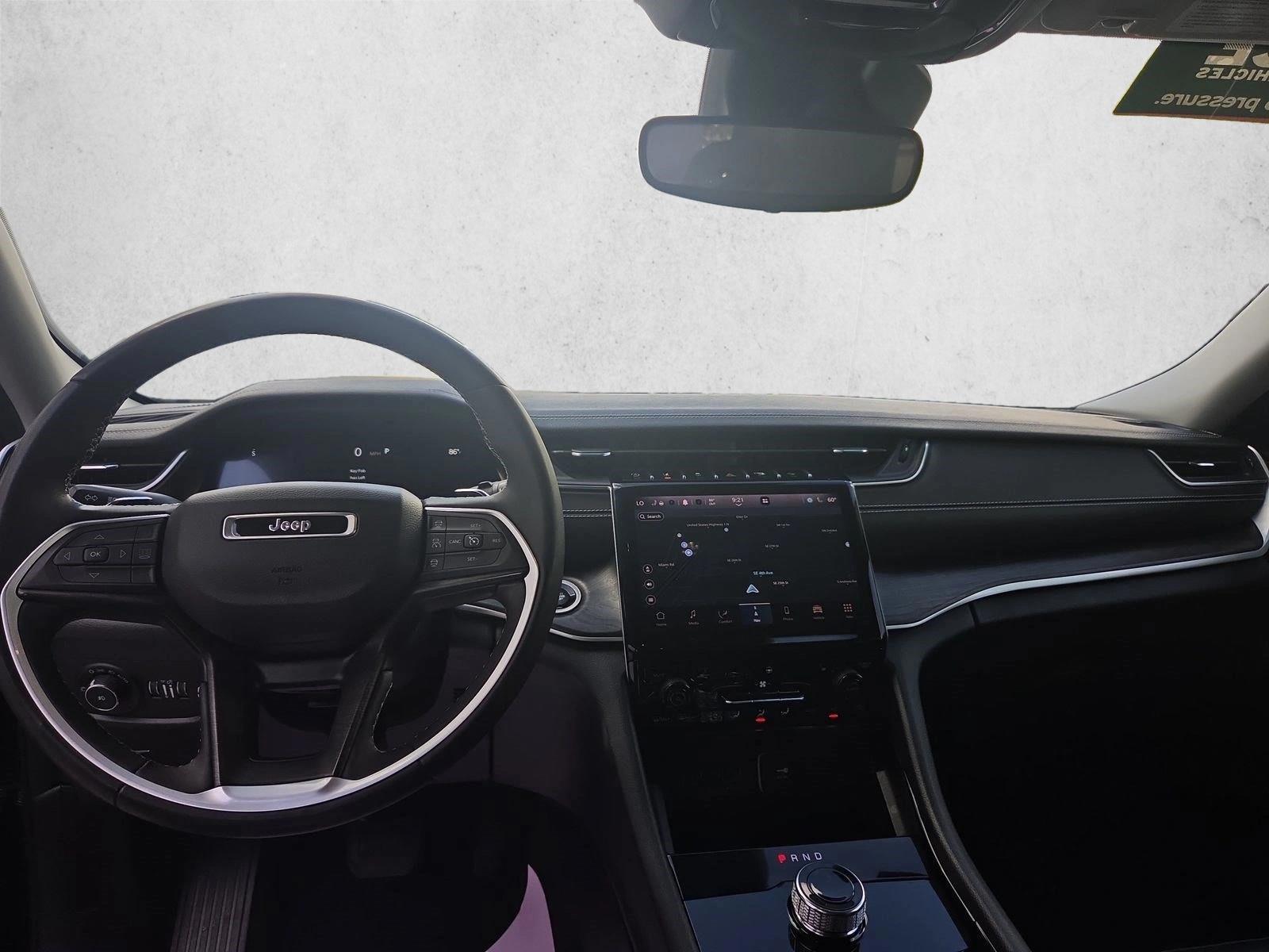 Thumbnail: 2023 Jeep Grand Cherokee - 3