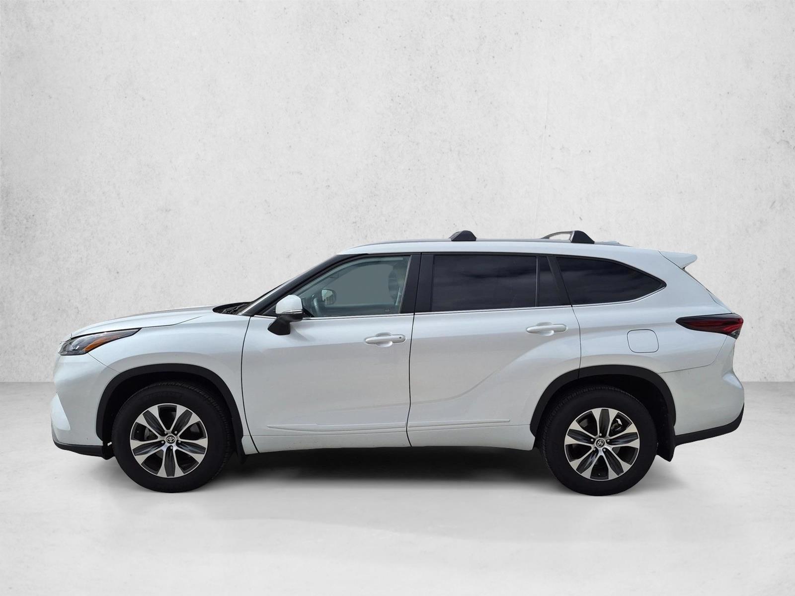 Thumbnail: 2025 Toyota Highlander - 2