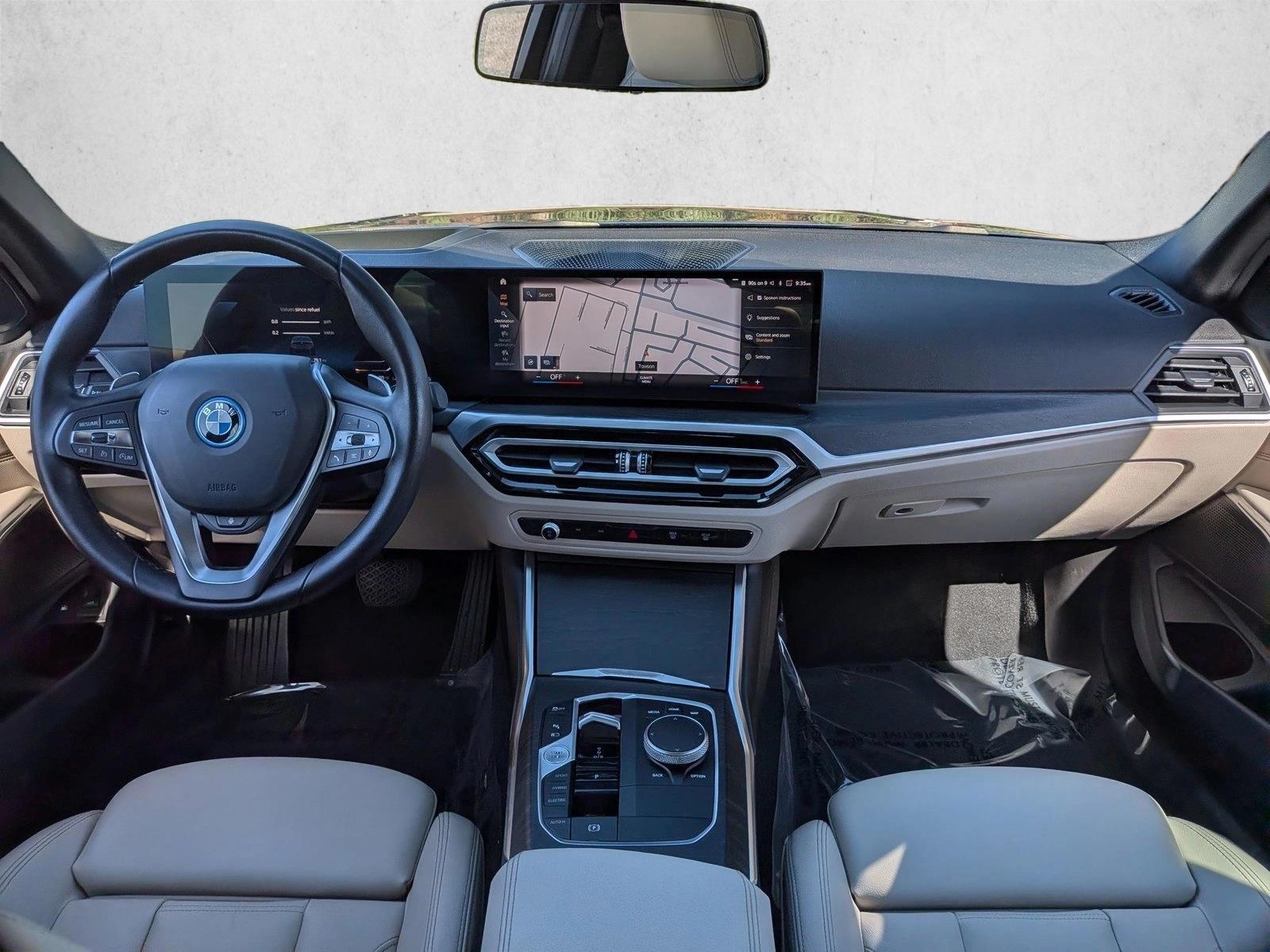 Thumbnail: 2023 BMW 3 Series - 4