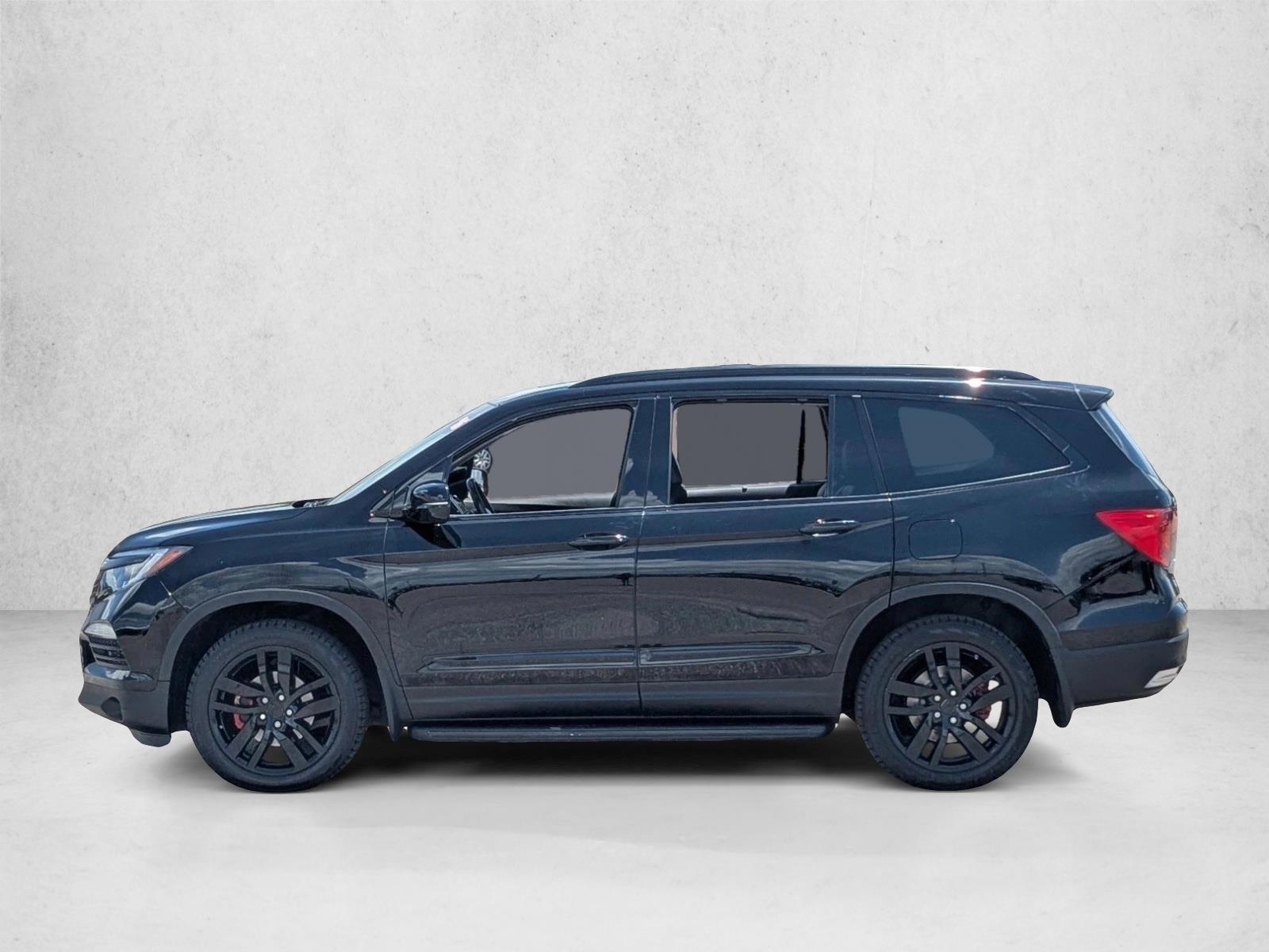 Thumbnail: 2016 Honda Pilot - 2