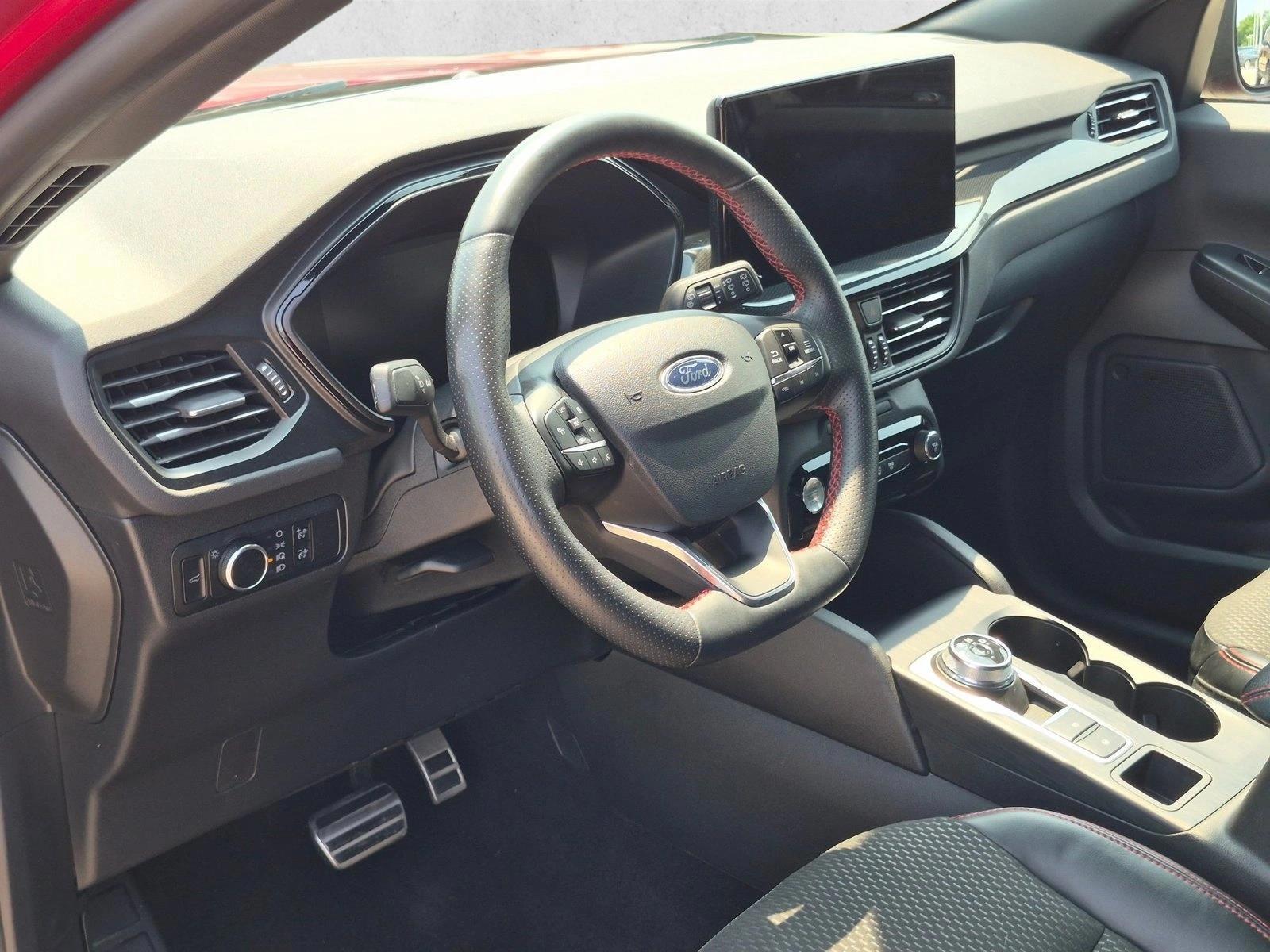 Thumbnail: 2024 Ford Escape - 3