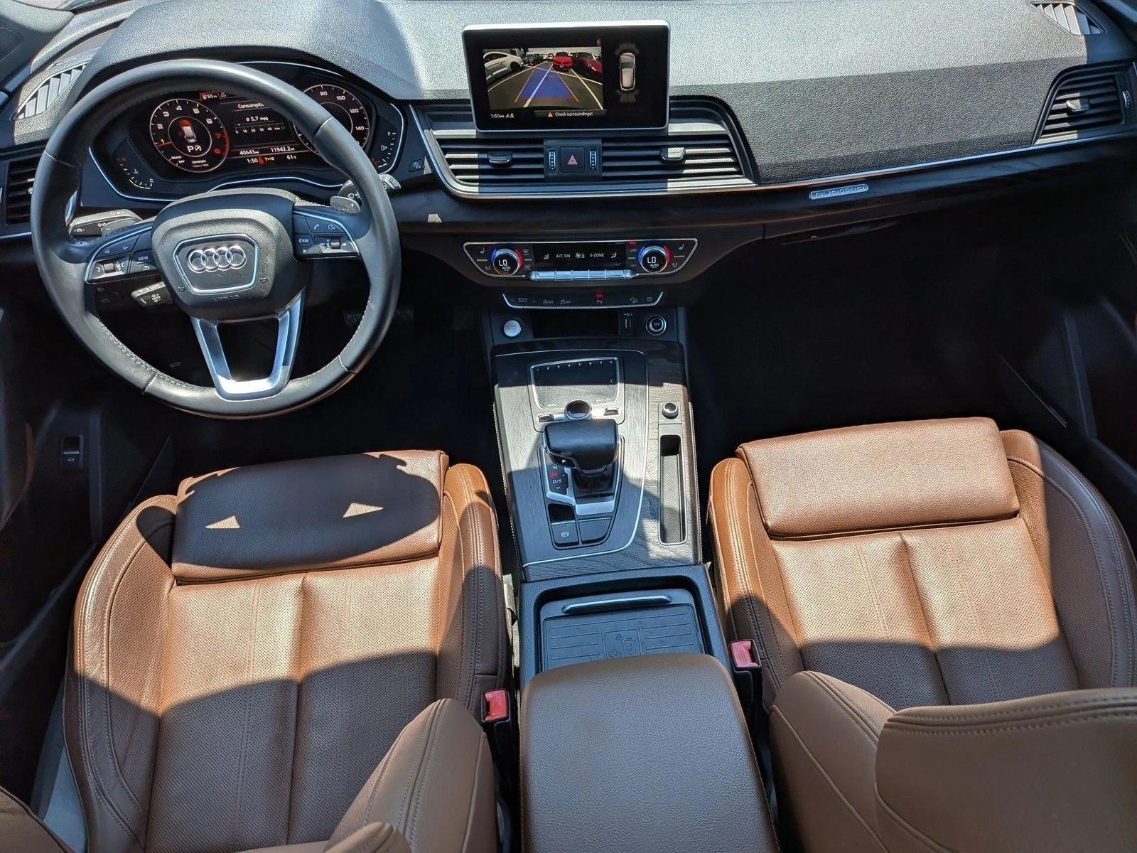 Thumbnail: 2020 Audi Q5 - 4