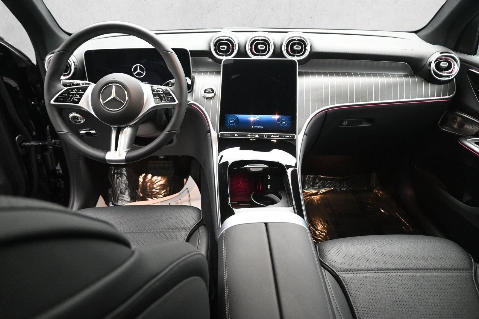 Thumbnail: 2026 Mercedes-Benz GLC - 4