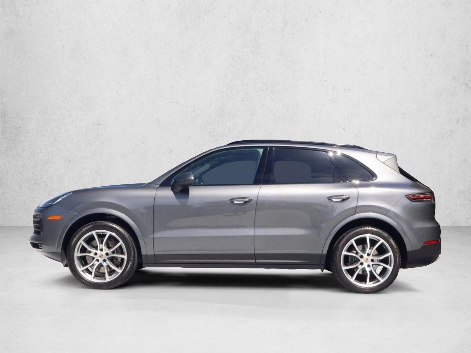 Thumbnail: 2023 Porsche Cayenne - 2