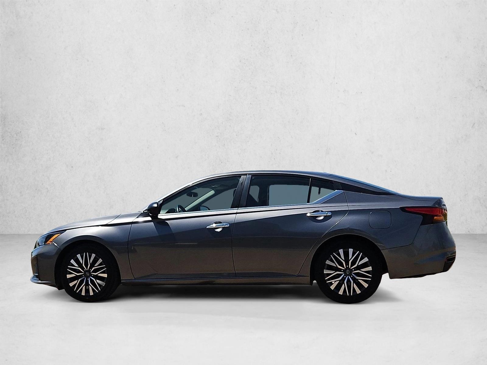 Thumbnail: 2024 Nissan Altima - 2