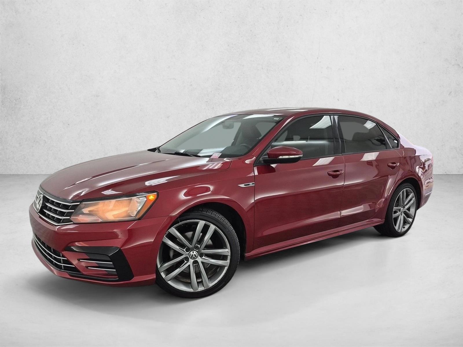 2018 Volkswagen Passat R-Line
