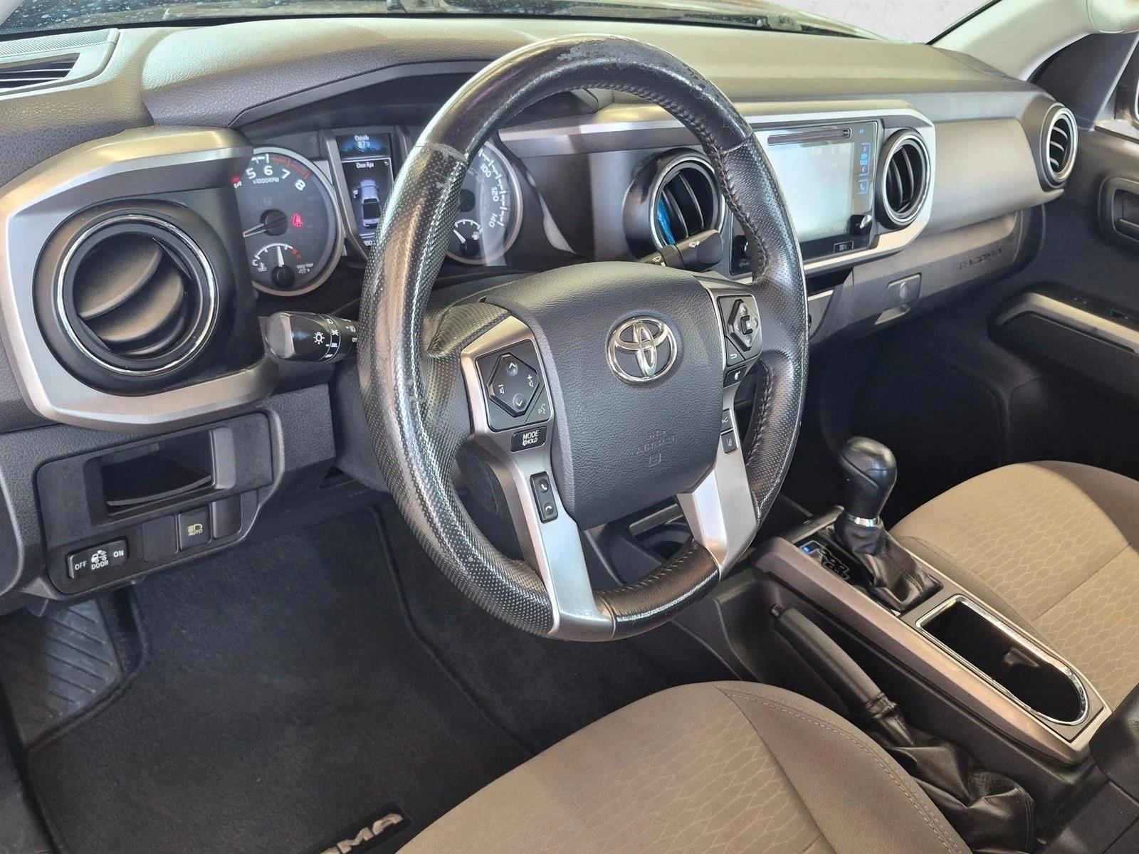 Thumbnail: 2018 Toyota Tacoma - 3