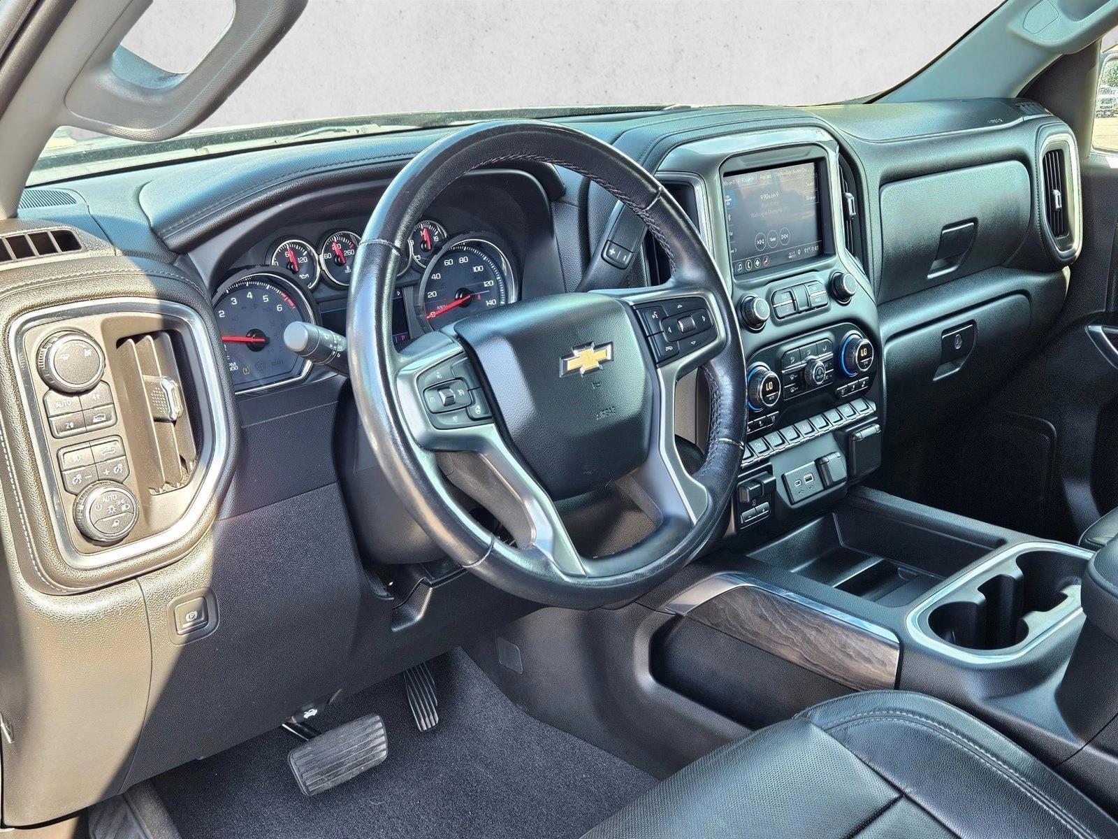Thumbnail: 2019 Chevrolet Silverado 1500 - 3
