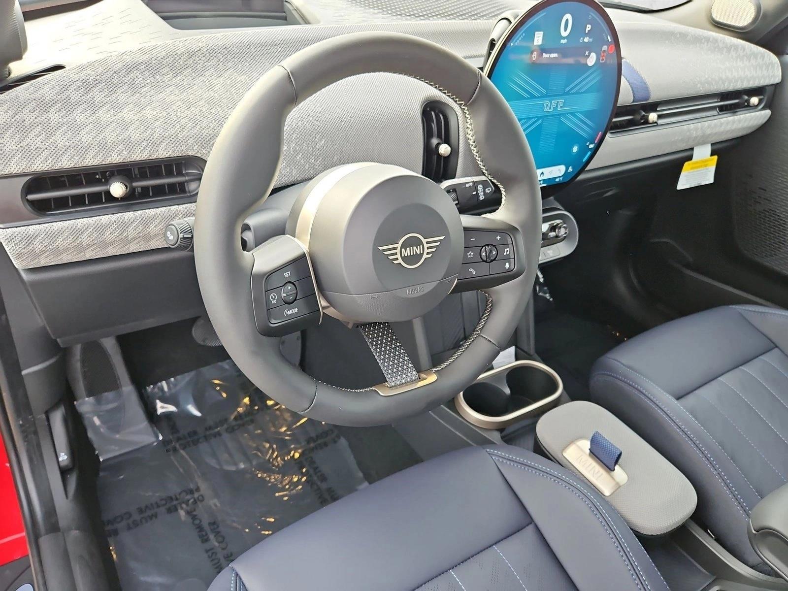 Thumbnail: 2026 MINI Cooper Hardtop - 3