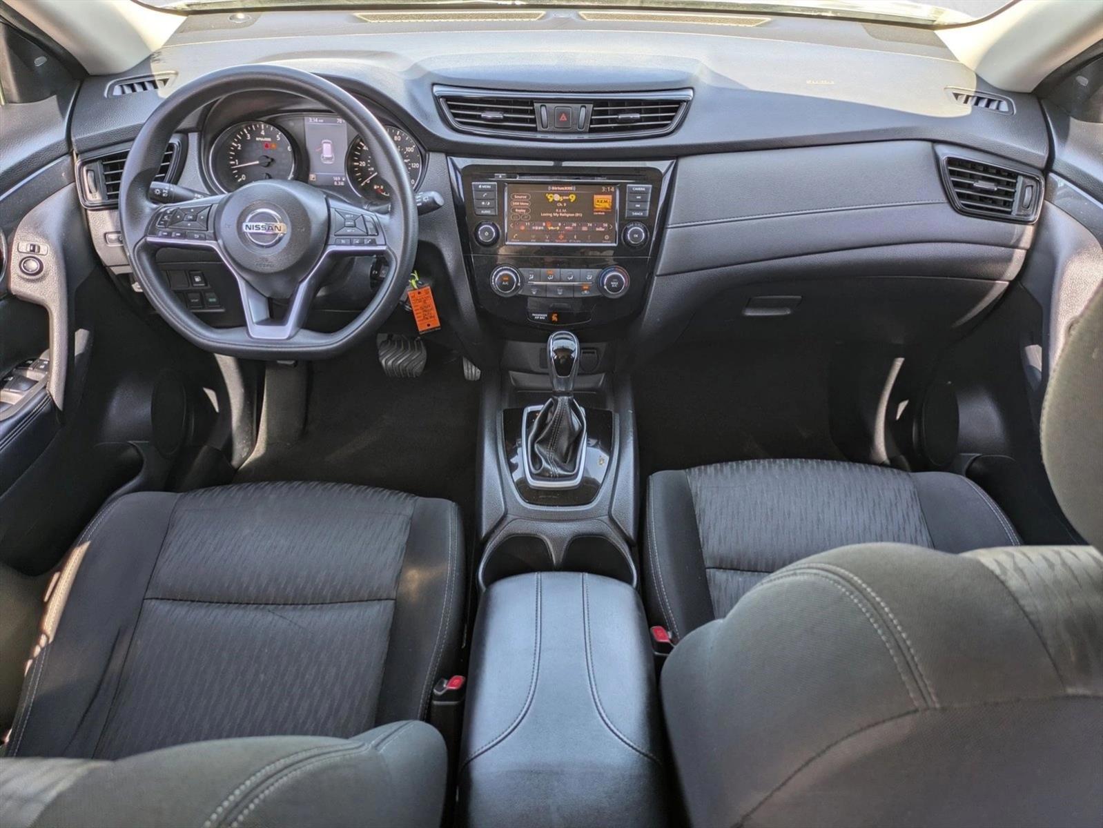 Thumbnail: 2018 Nissan Rogue - 3