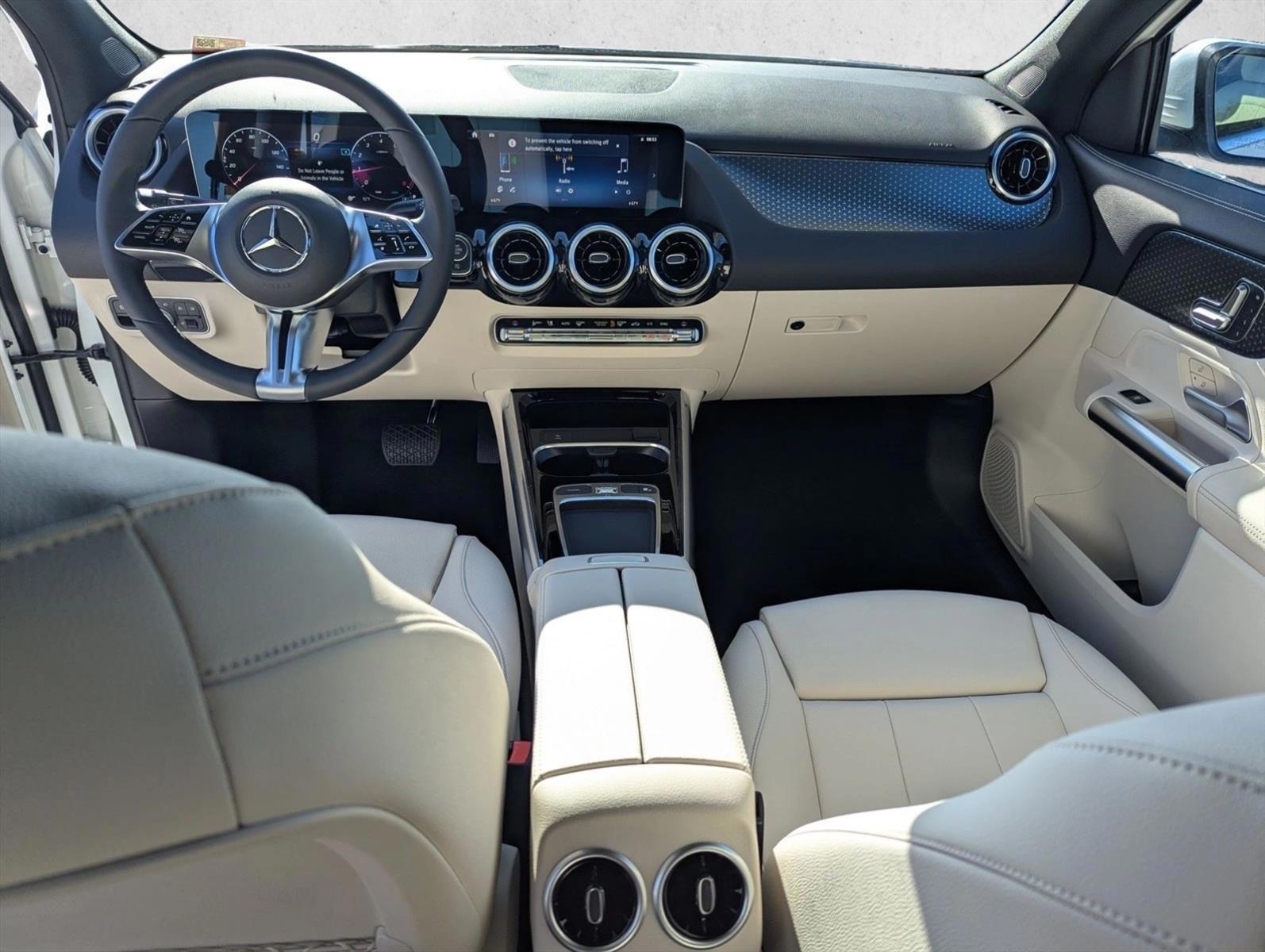 Thumbnail: 2026 Mercedes-Benz GLA - 3