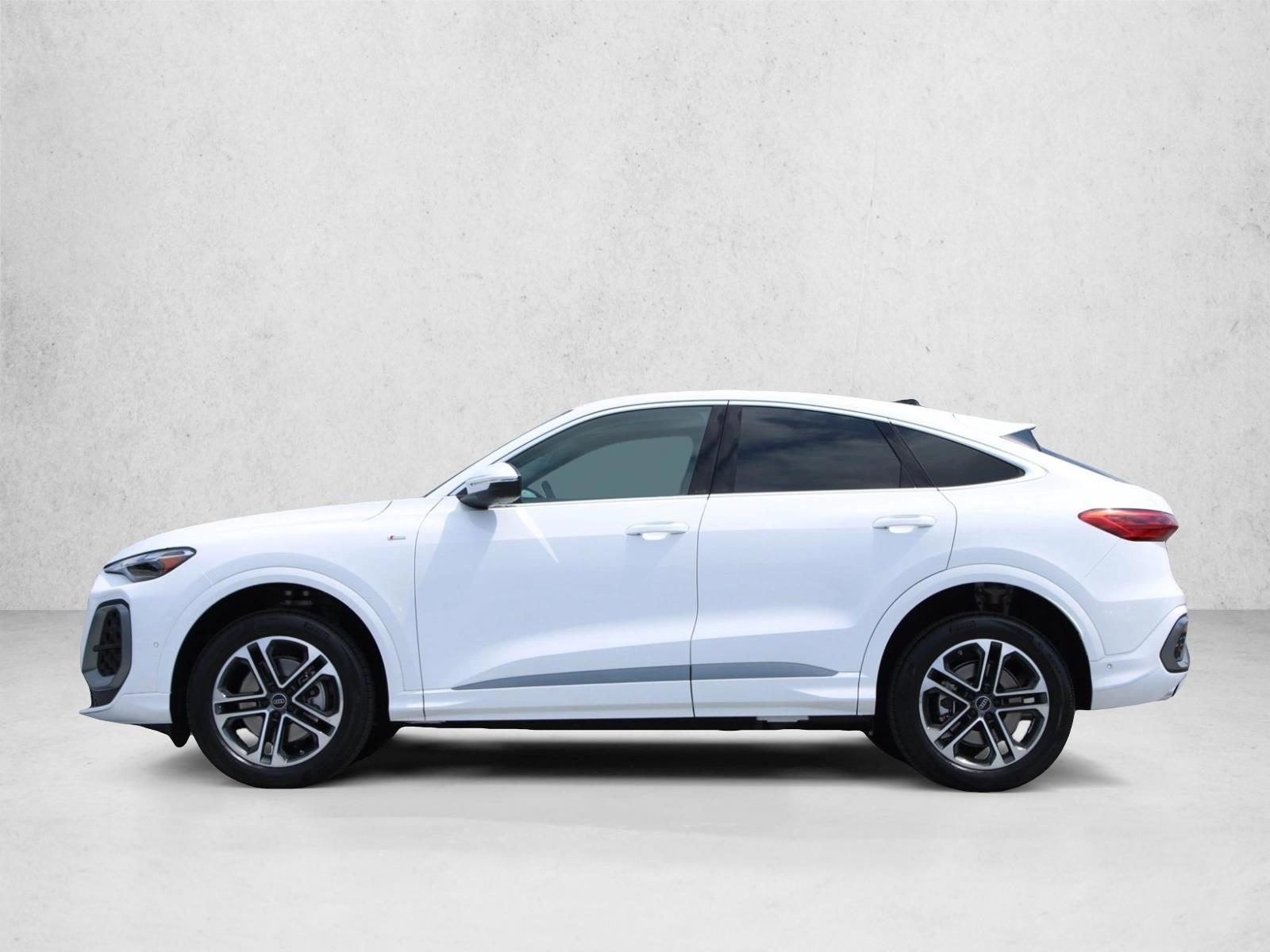 Thumbnail: 2025 Audi Q5 - 2
