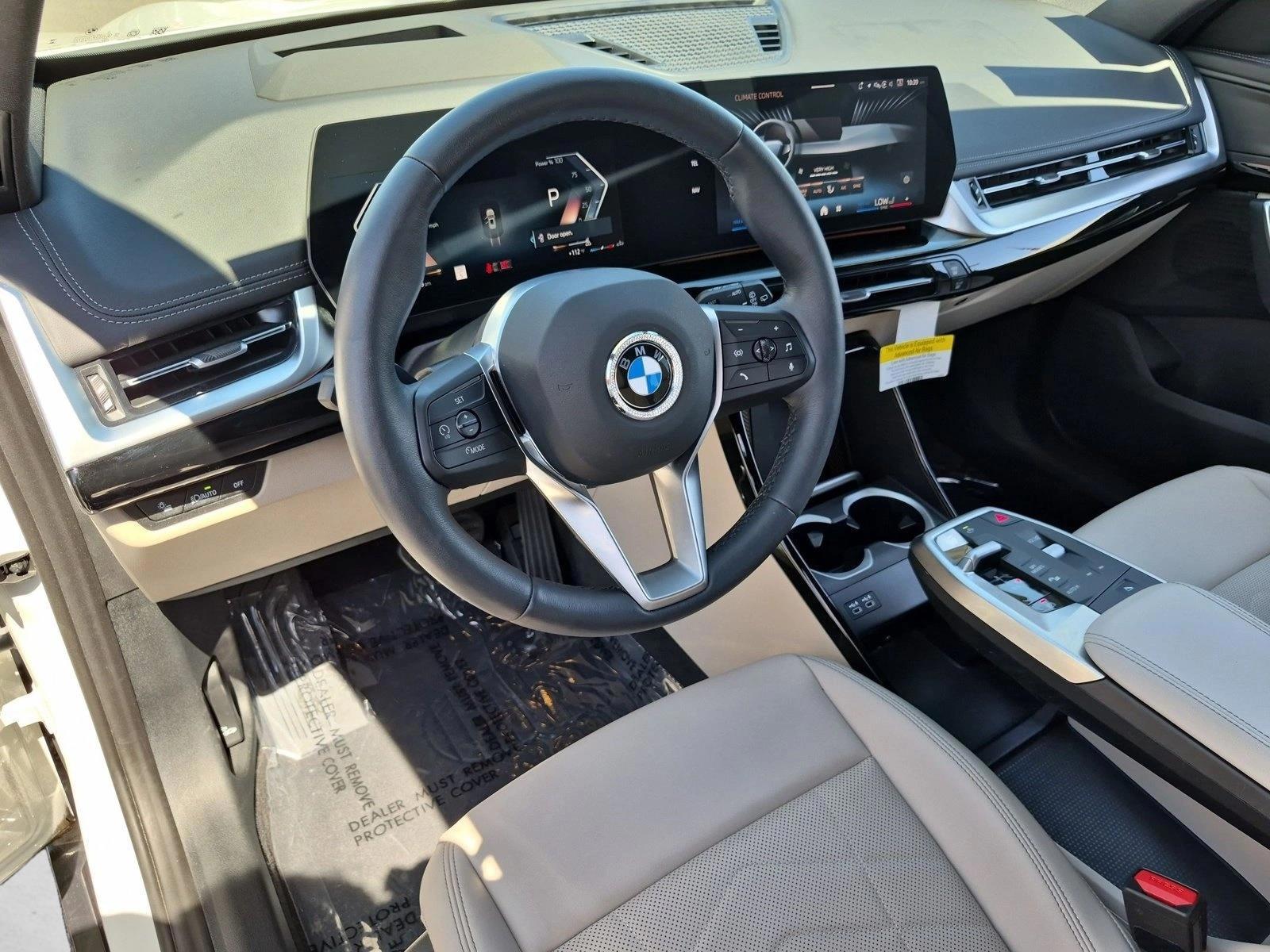 Thumbnail: 2024 BMW X1 - 3