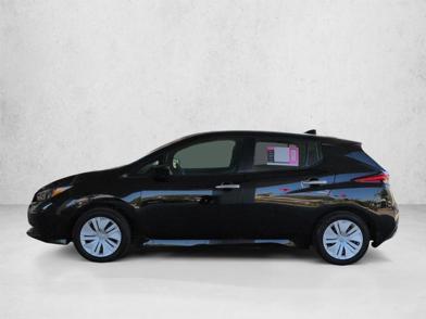 2025 Nissan LEAF
