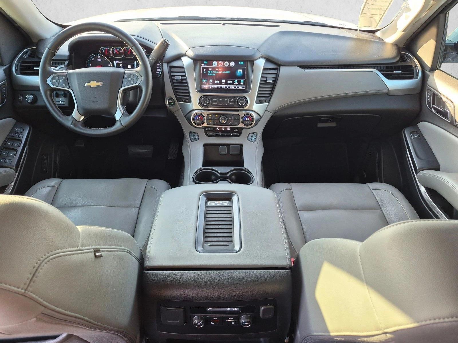 Thumbnail: 2017 Chevrolet Suburban - 3