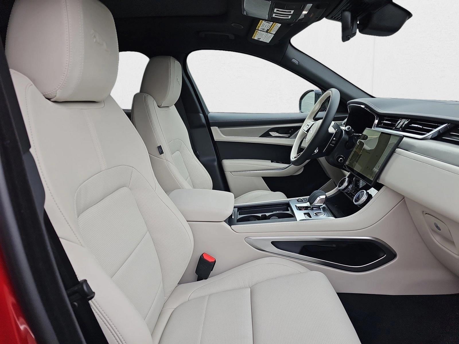 2026 Jaguar F-Pace R-Dynamic S - Photo 7