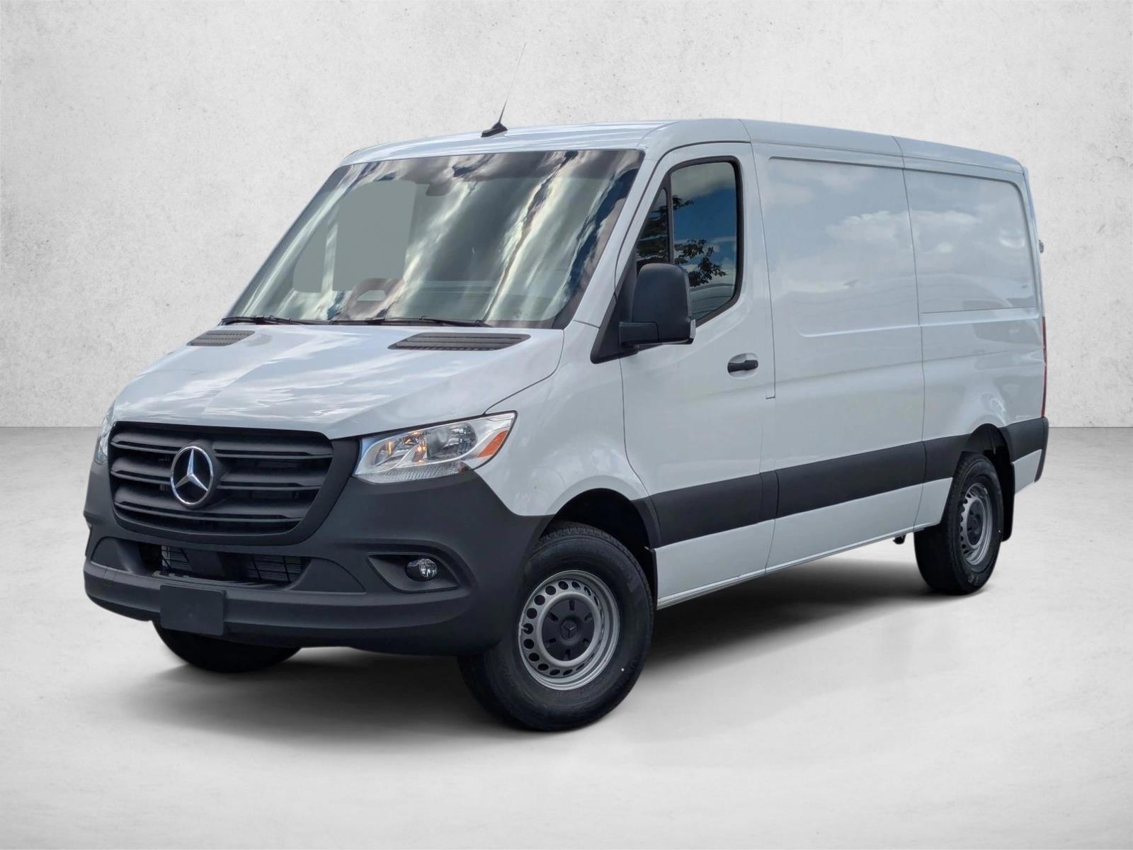 Thumbnail: 2025 Mercedes-Benz Sprinter - 1