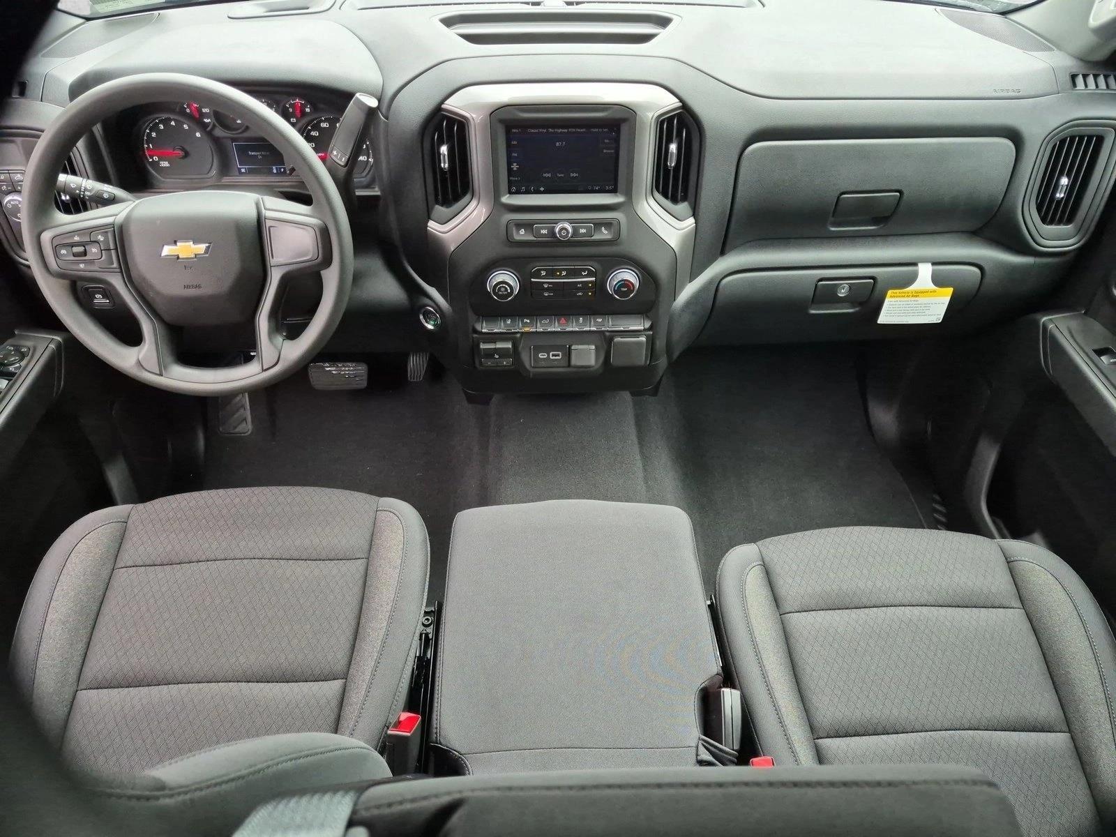 Thumbnail: 2026 Chevrolet Silverado 2500 - 4