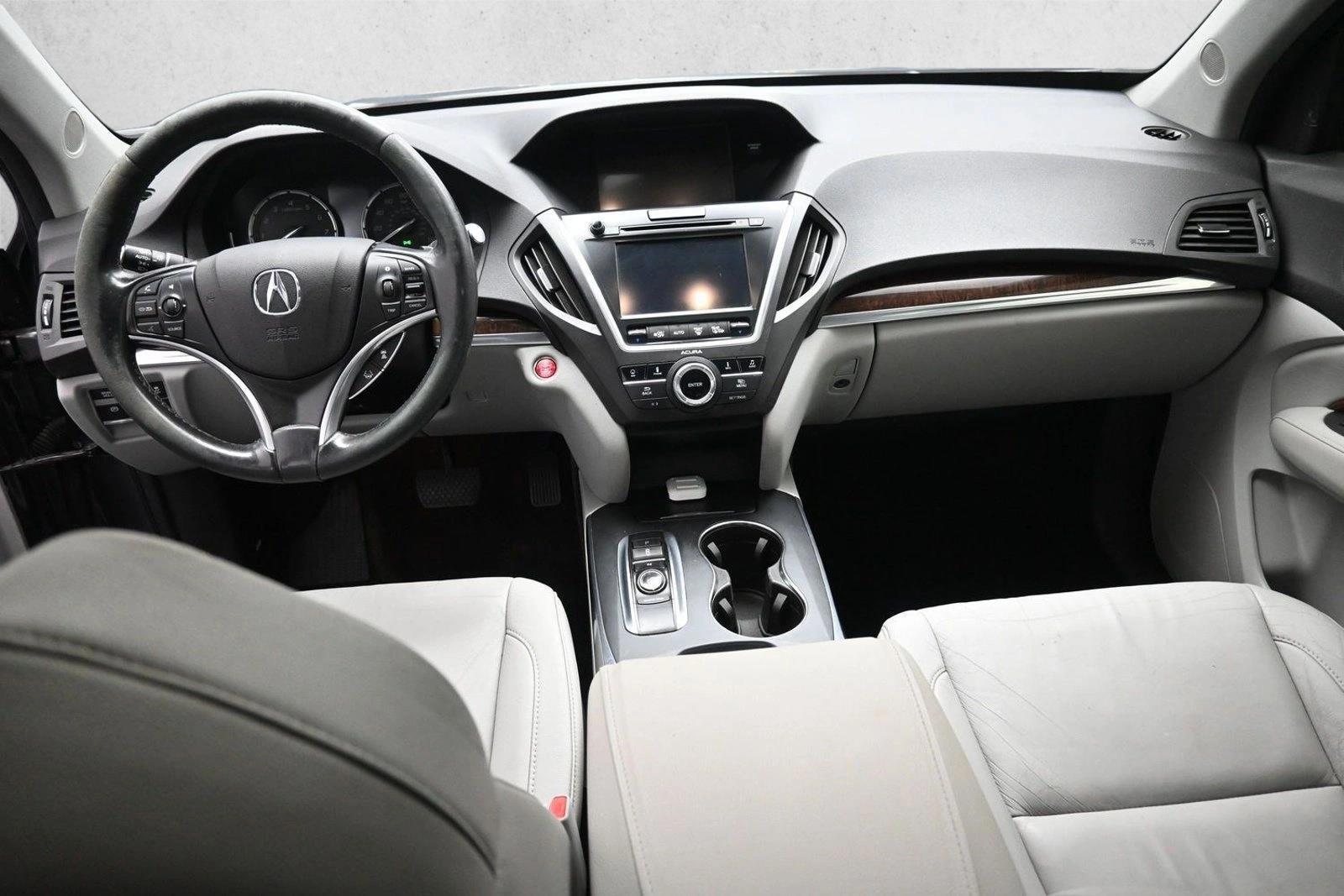 Thumbnail: 2017 Acura MDX - 4