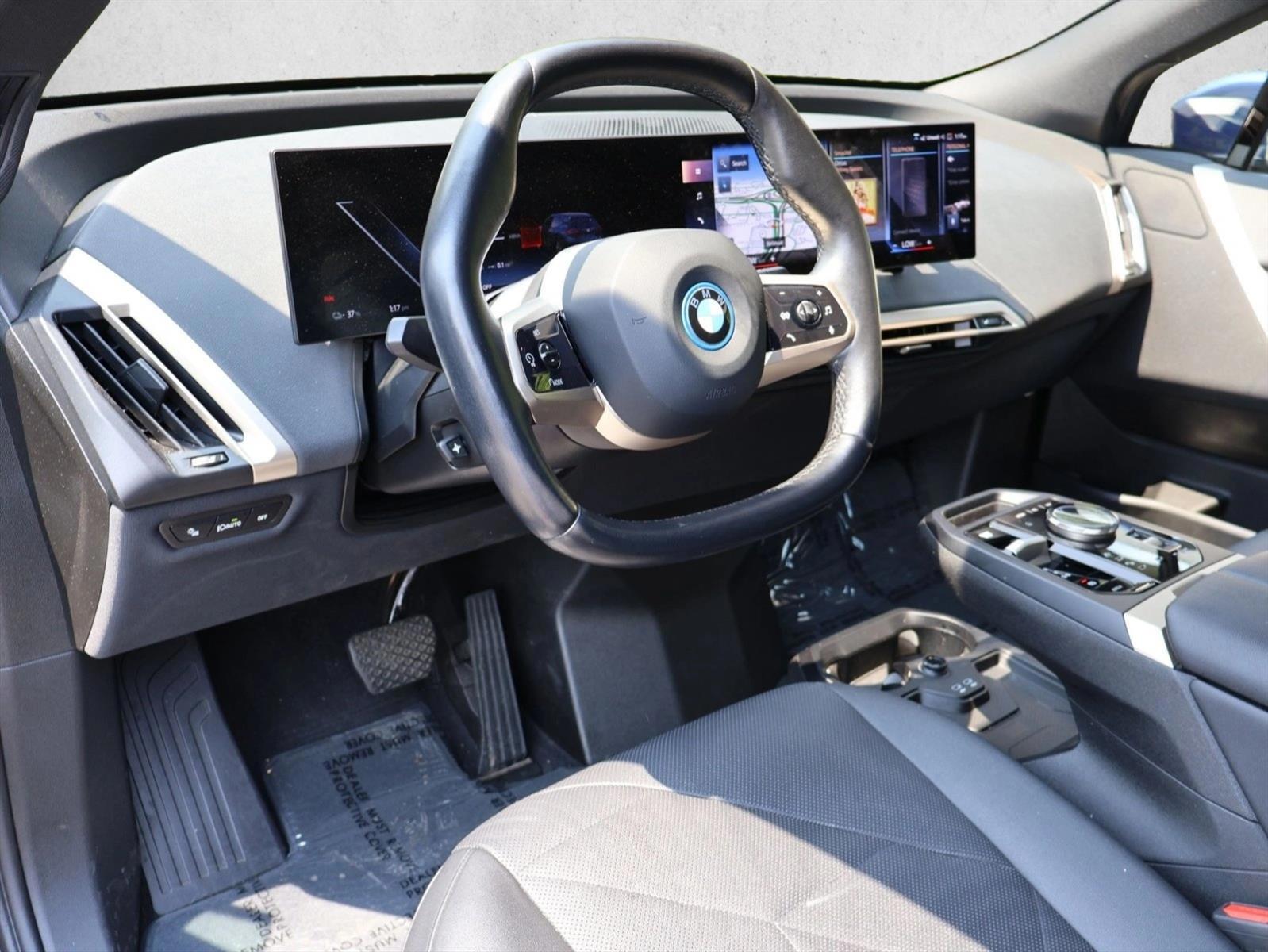 Thumbnail: 2023 BMW iX - 3