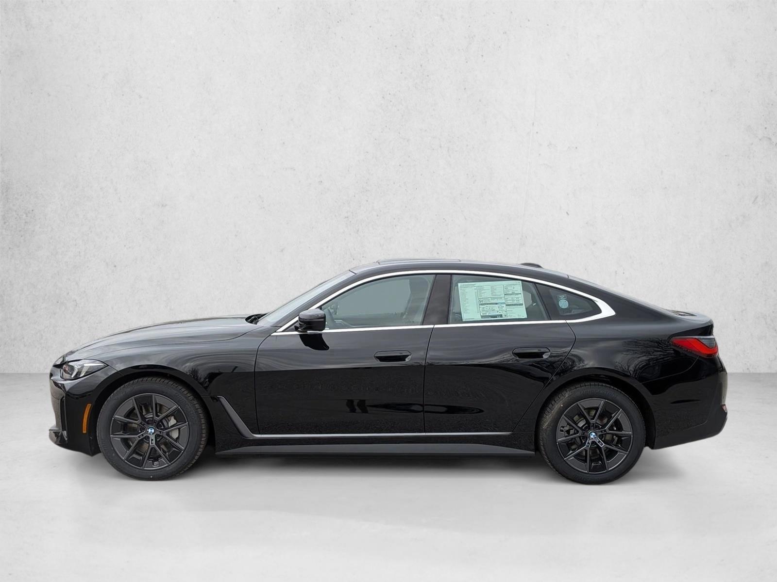 Thumbnail: 2026 BMW i4 - 2