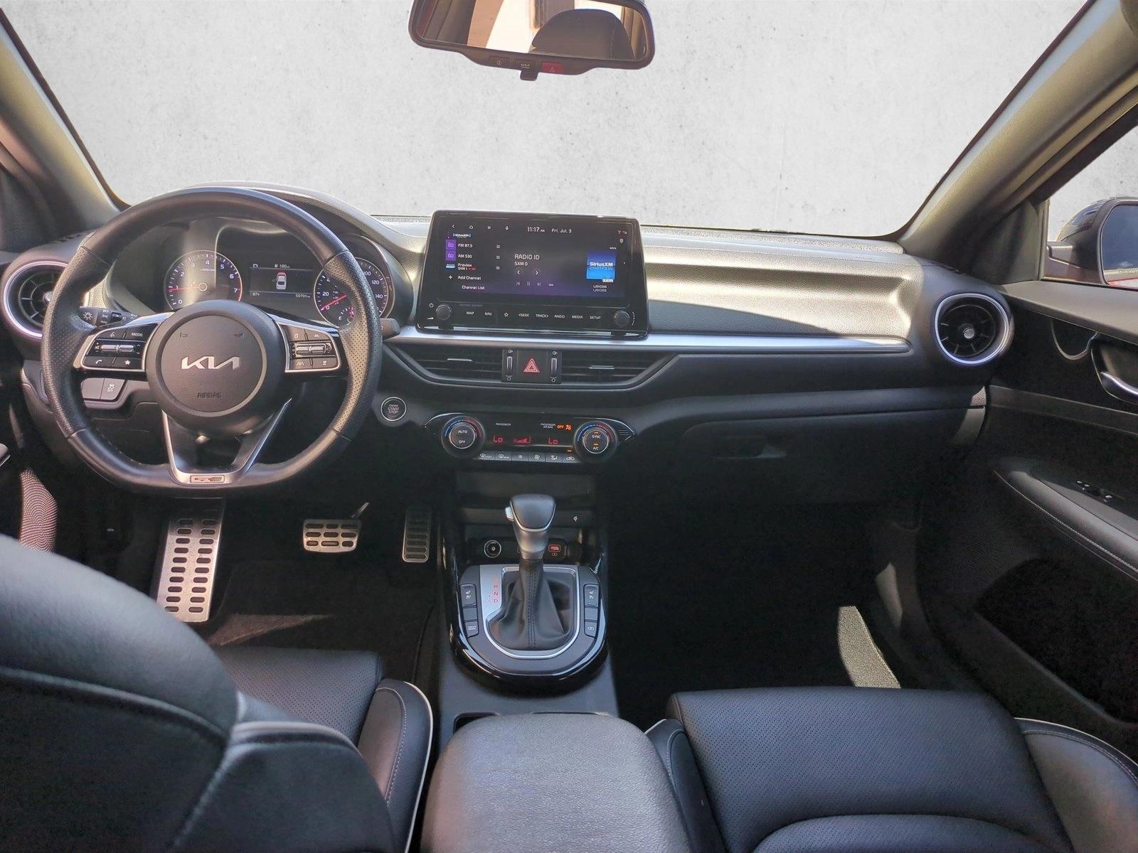 Thumbnail: 2023 Kia Forte - 3