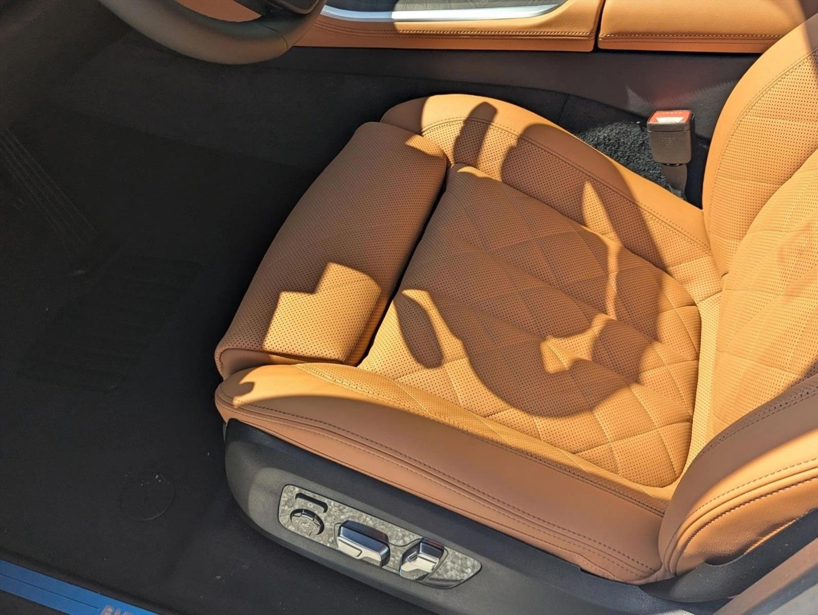 Thumbnail: 2026 BMW X5 - 4