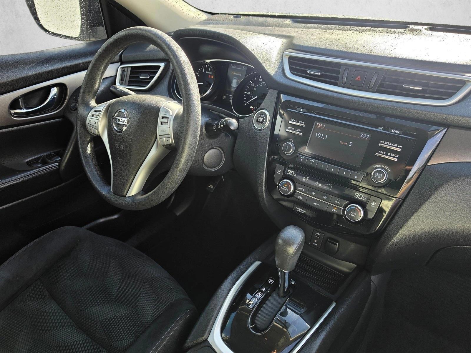 Thumbnail: 2016 Nissan Rogue - 3
