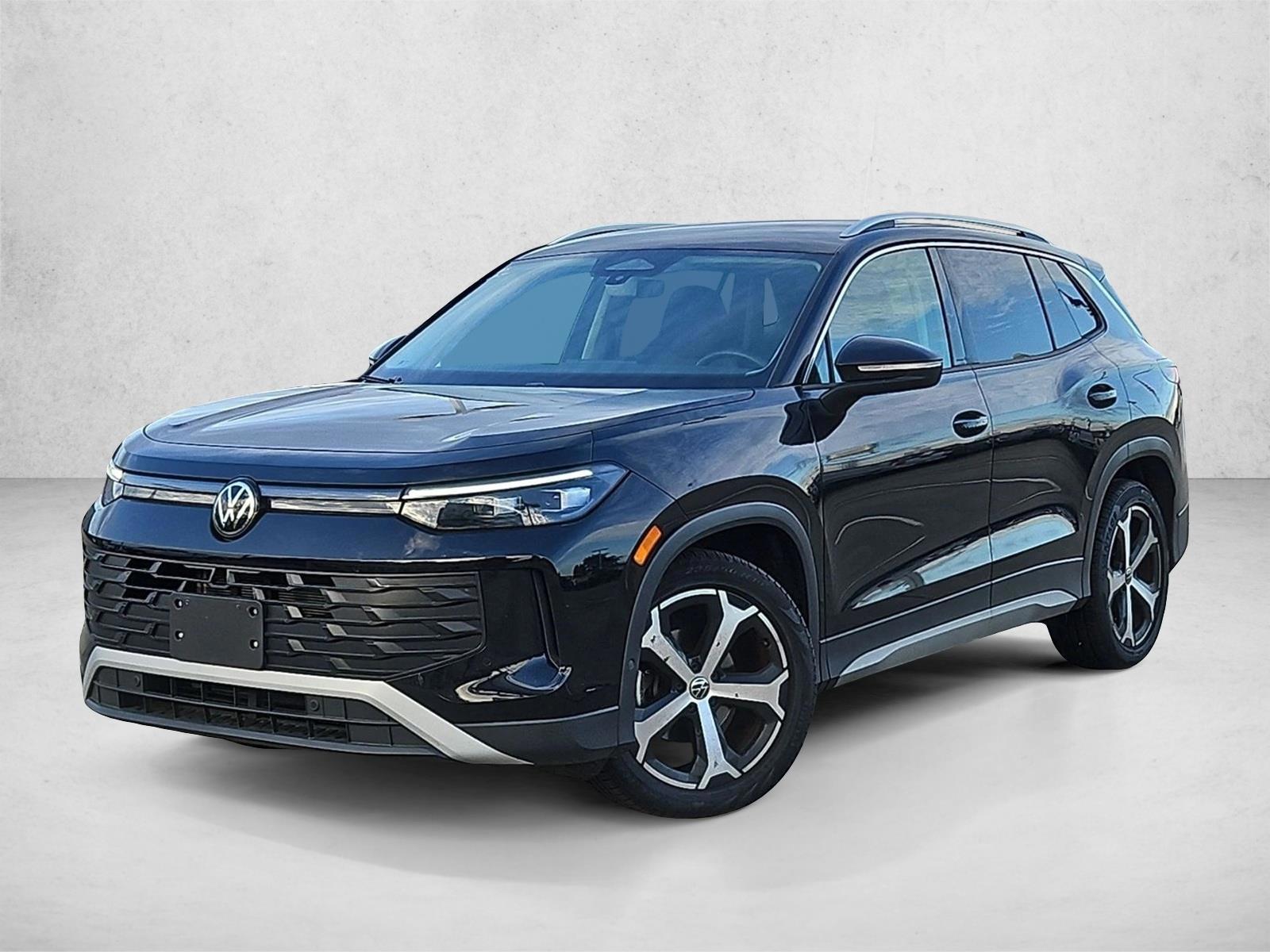 Thumbnail: 2026 Volkswagen Tiguan - 1