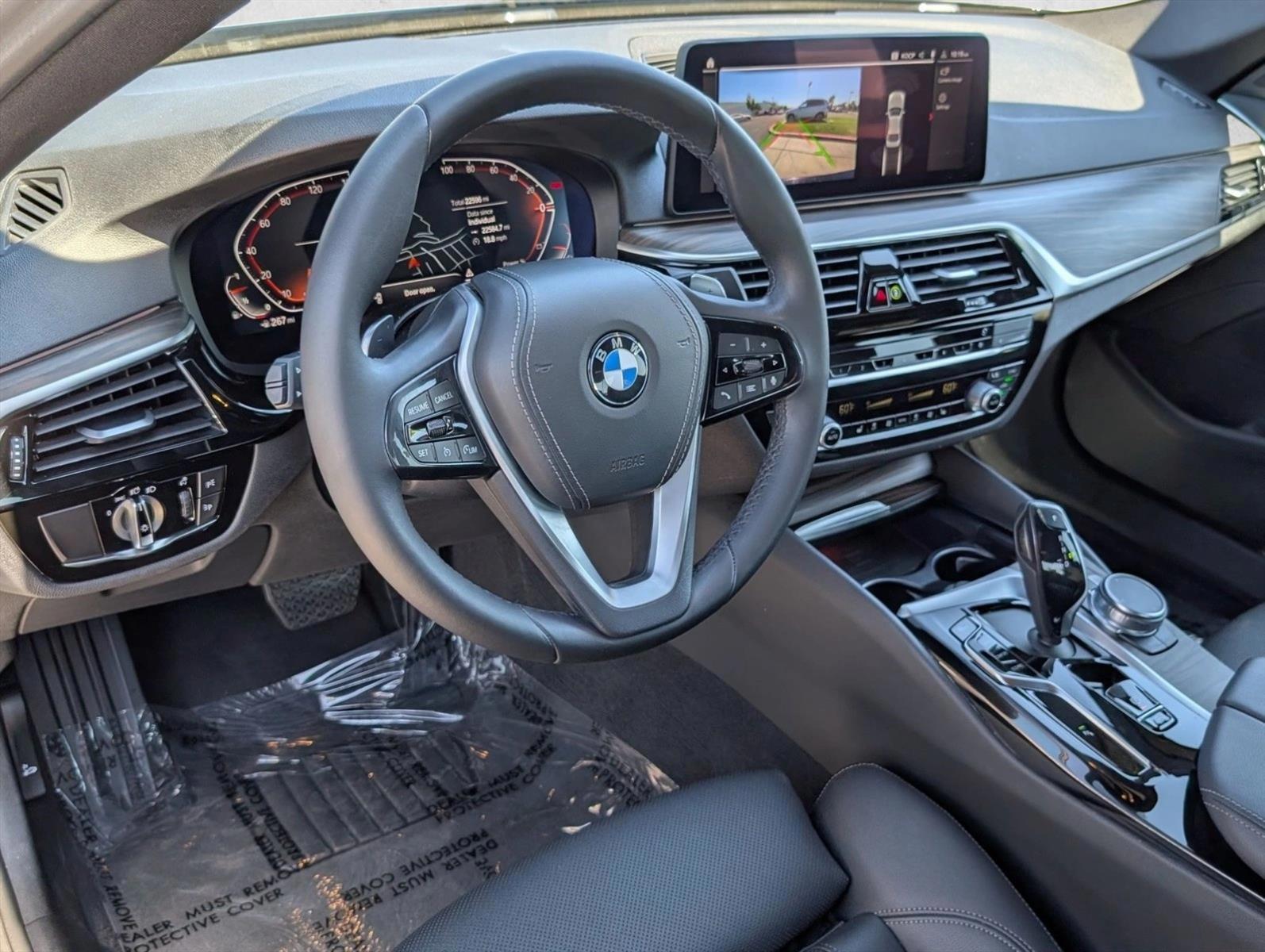 Thumbnail: 2023 BMW 5 Series - 3