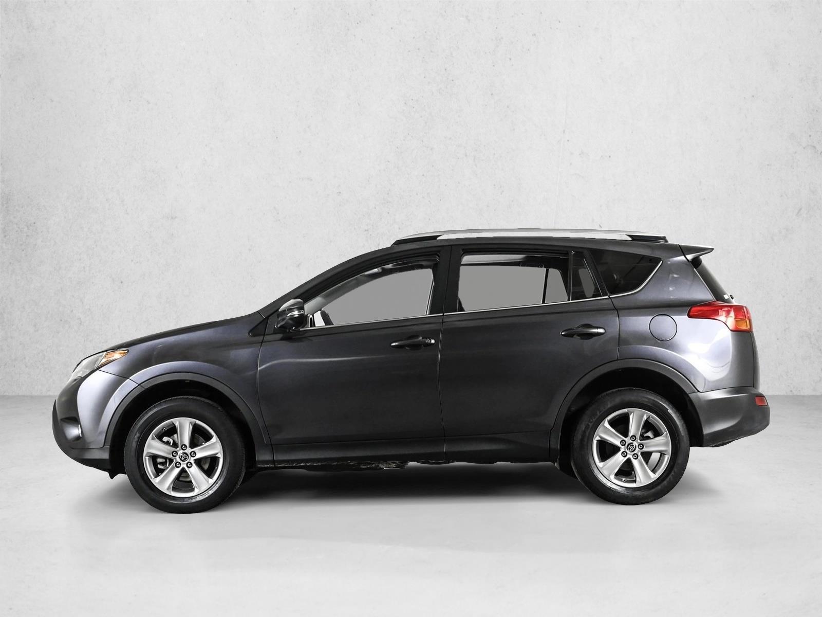 Thumbnail: 2015 Toyota RAV4 - 2