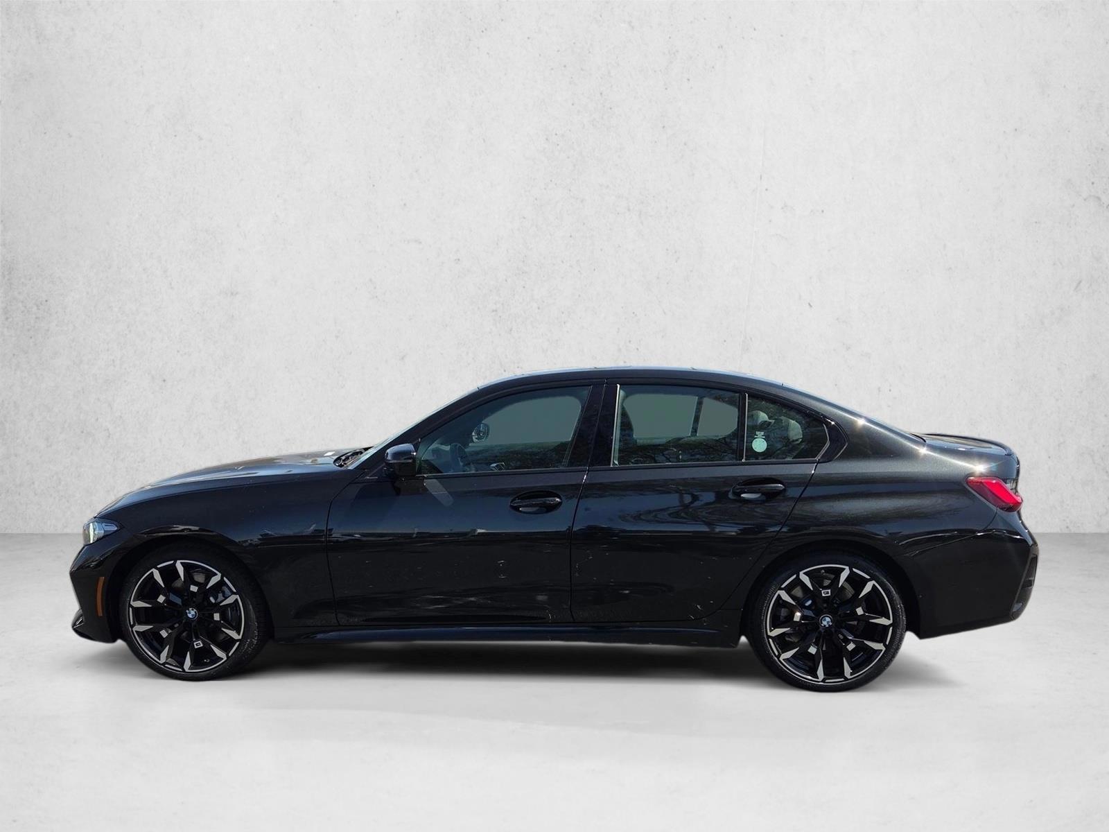 Thumbnail: 2026 BMW 3 Series - 2