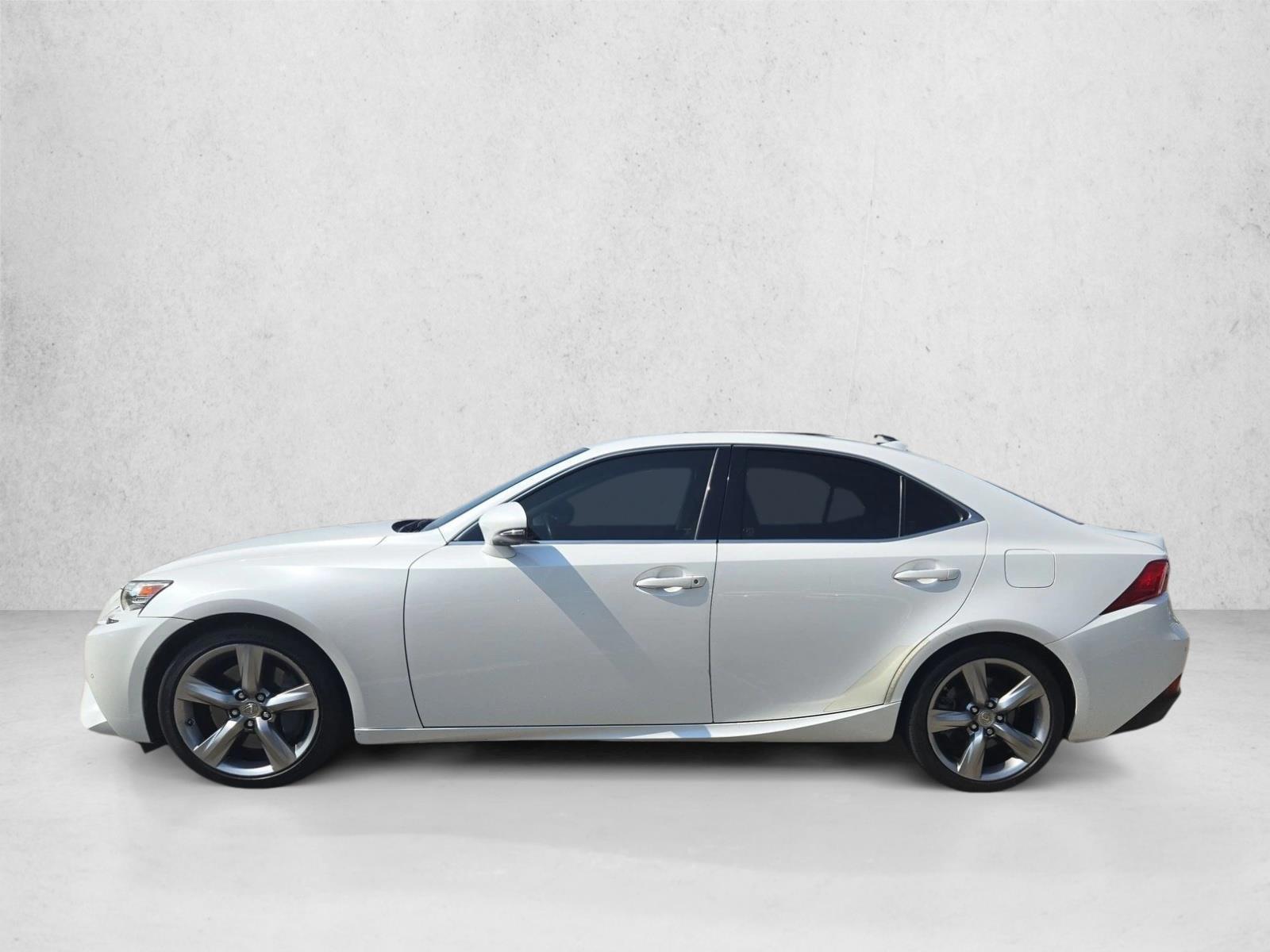 Thumbnail: 2014 Lexus IS - 2