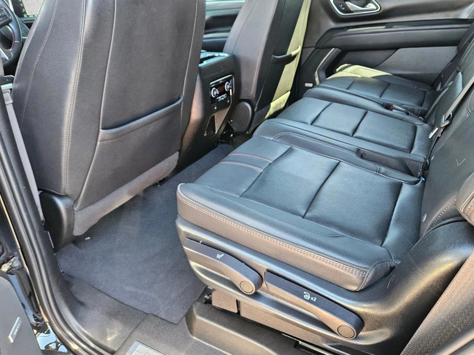 Thumbnail: 2023 Chevrolet Tahoe - 4