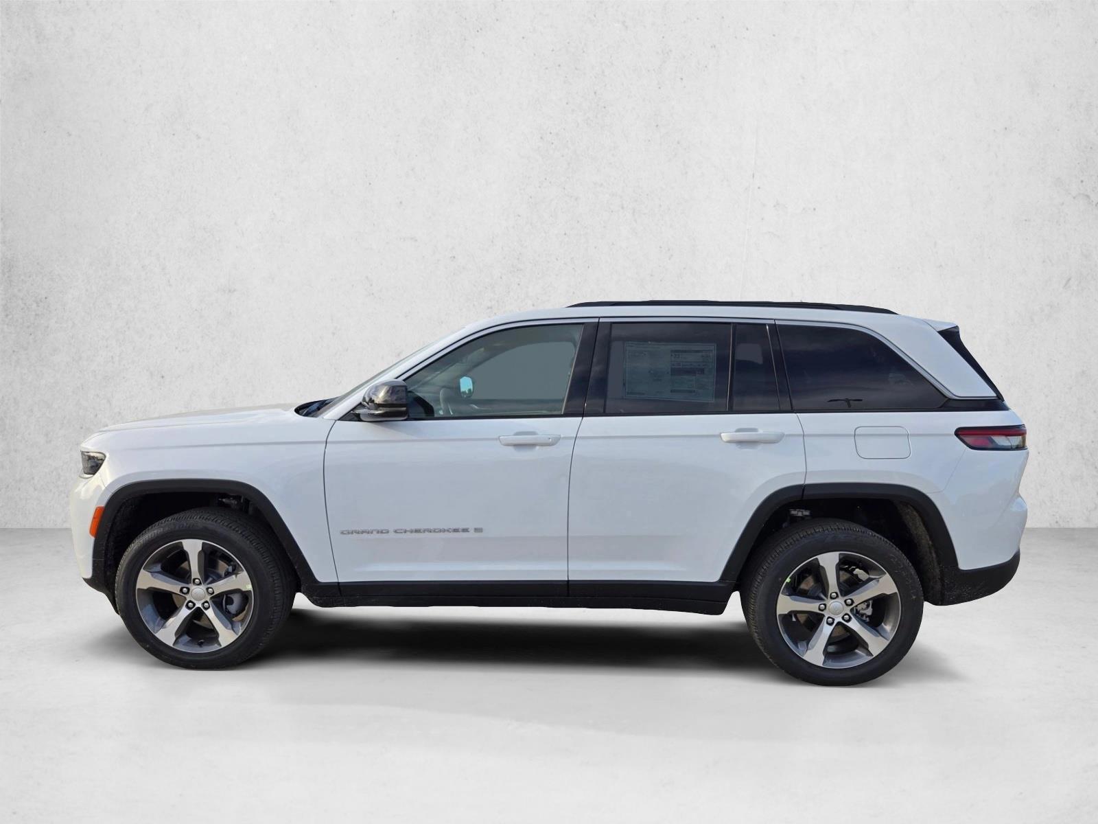 Thumbnail: 2026 Jeep Grand Cherokee - 2