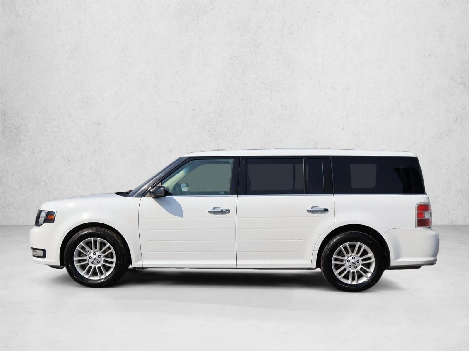 Thumbnail: 2016 Ford Flex - 2