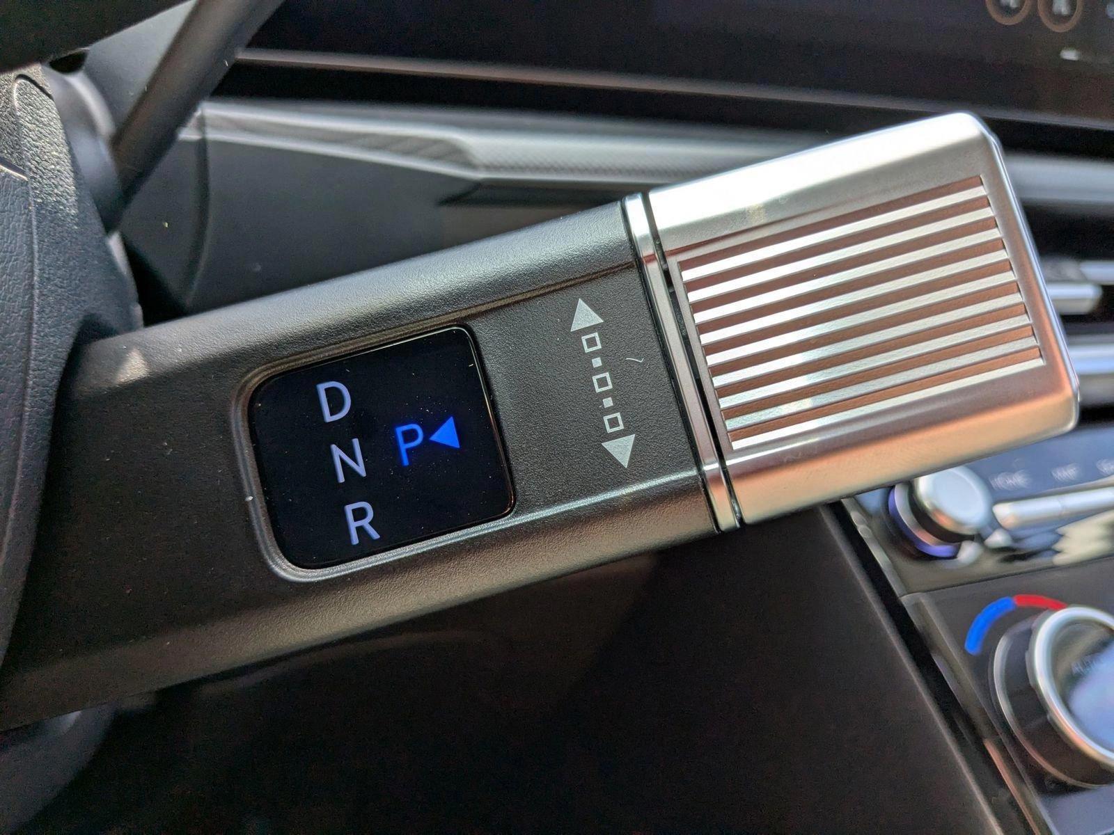 2025 Hyundai Santa Fe XRT - Photo 16