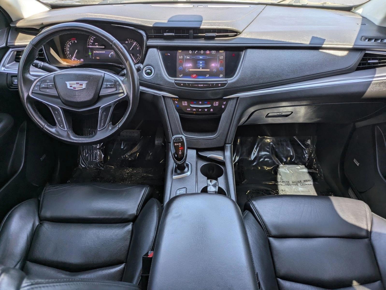Thumbnail: 2017 Cadillac XT5 - 4