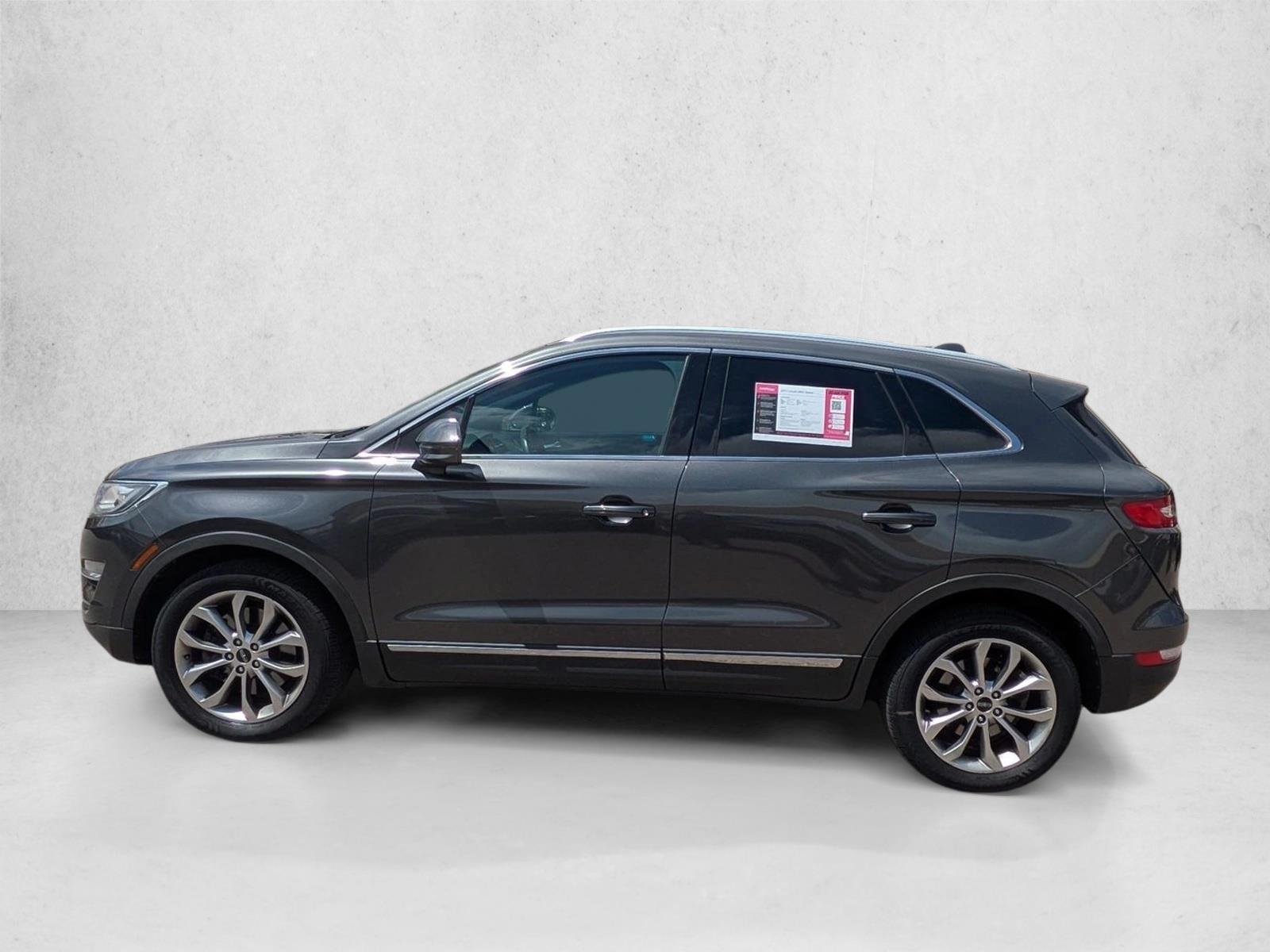 Thumbnail: 2017 Lincoln MKC - 2