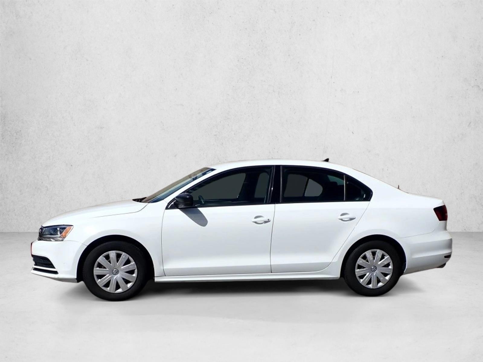 Thumbnail: 2016 Volkswagen Jetta - 2