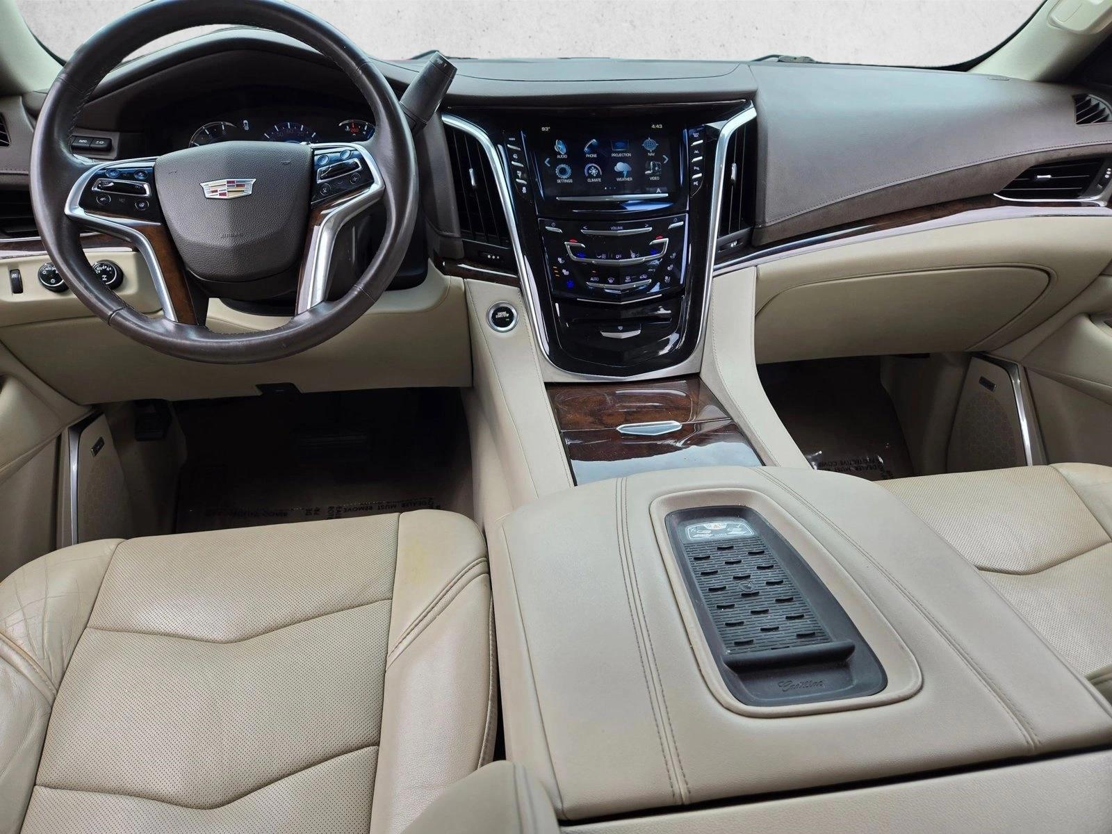 Thumbnail: 2017 Cadillac Escalade - 3