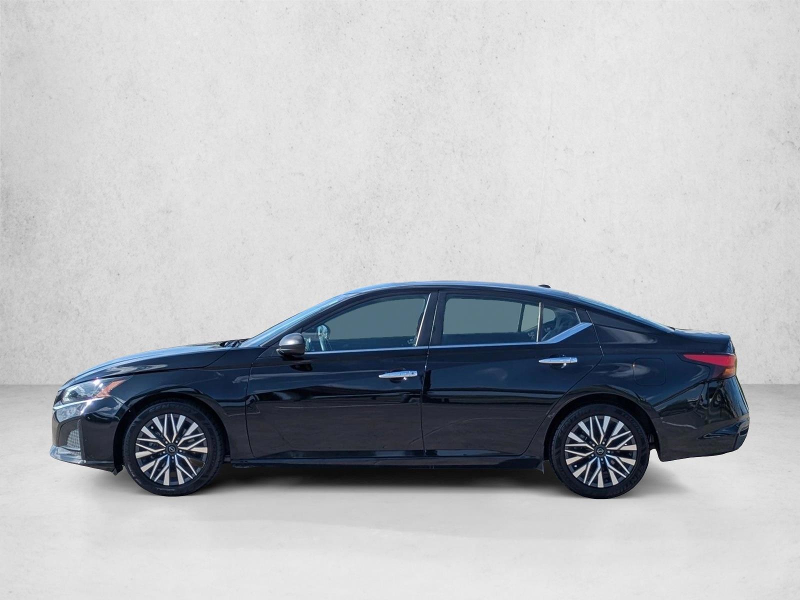 Thumbnail: 2024 Nissan Altima - 2
