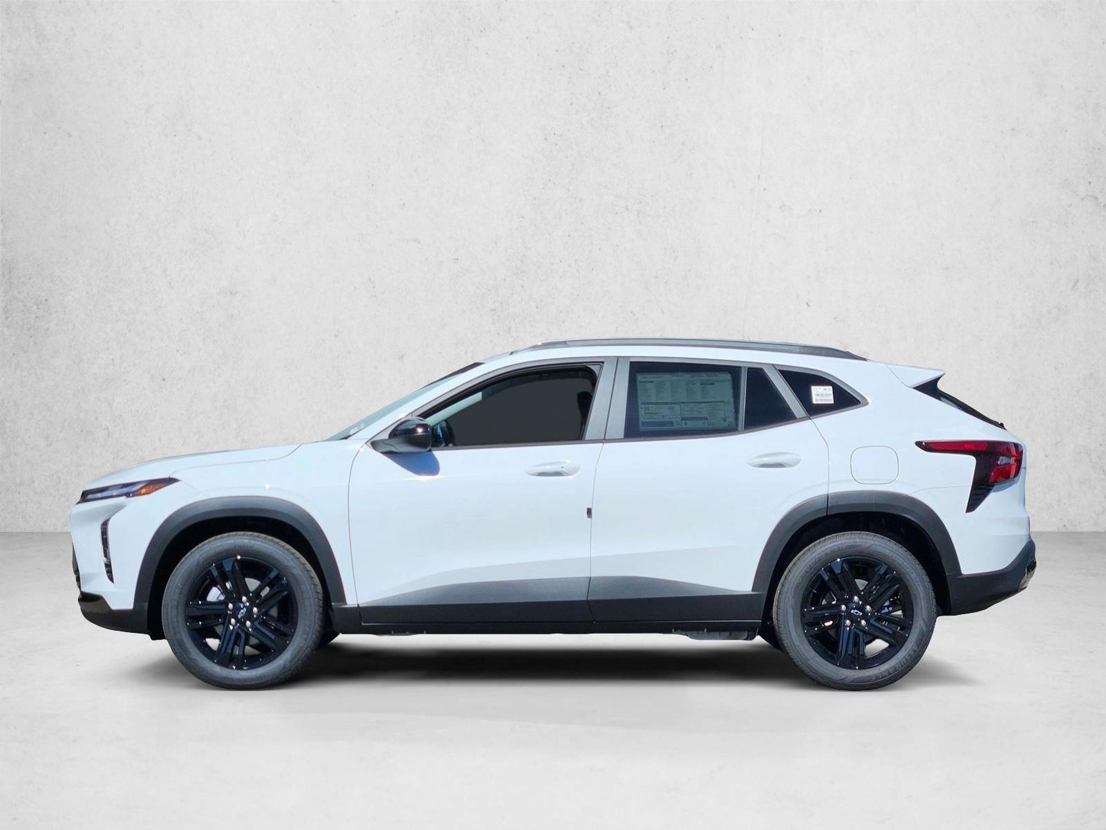 Thumbnail: 2026 Chevrolet Trax - 2