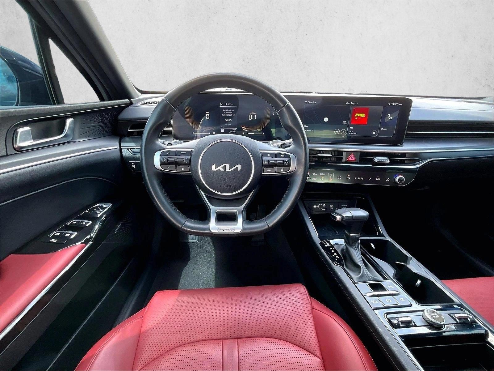 Thumbnail: 2025 Kia K5 - 3